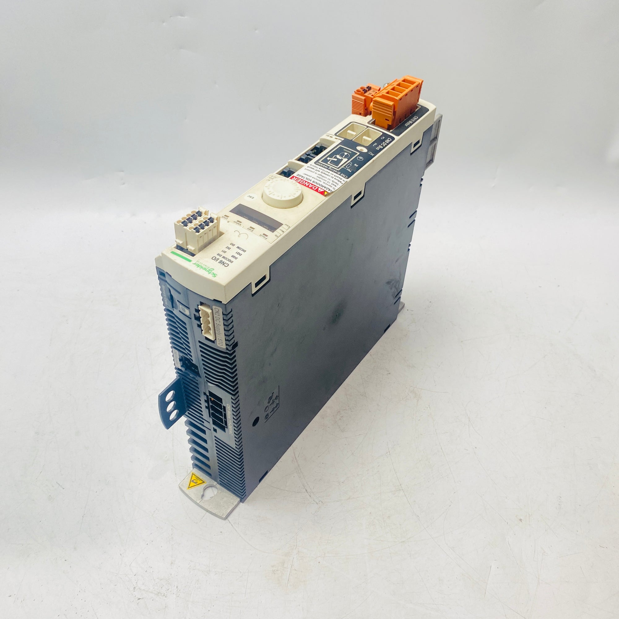 SCHNEIDER ELECTRIC LXM32AD18M2 SERVO DRIVE