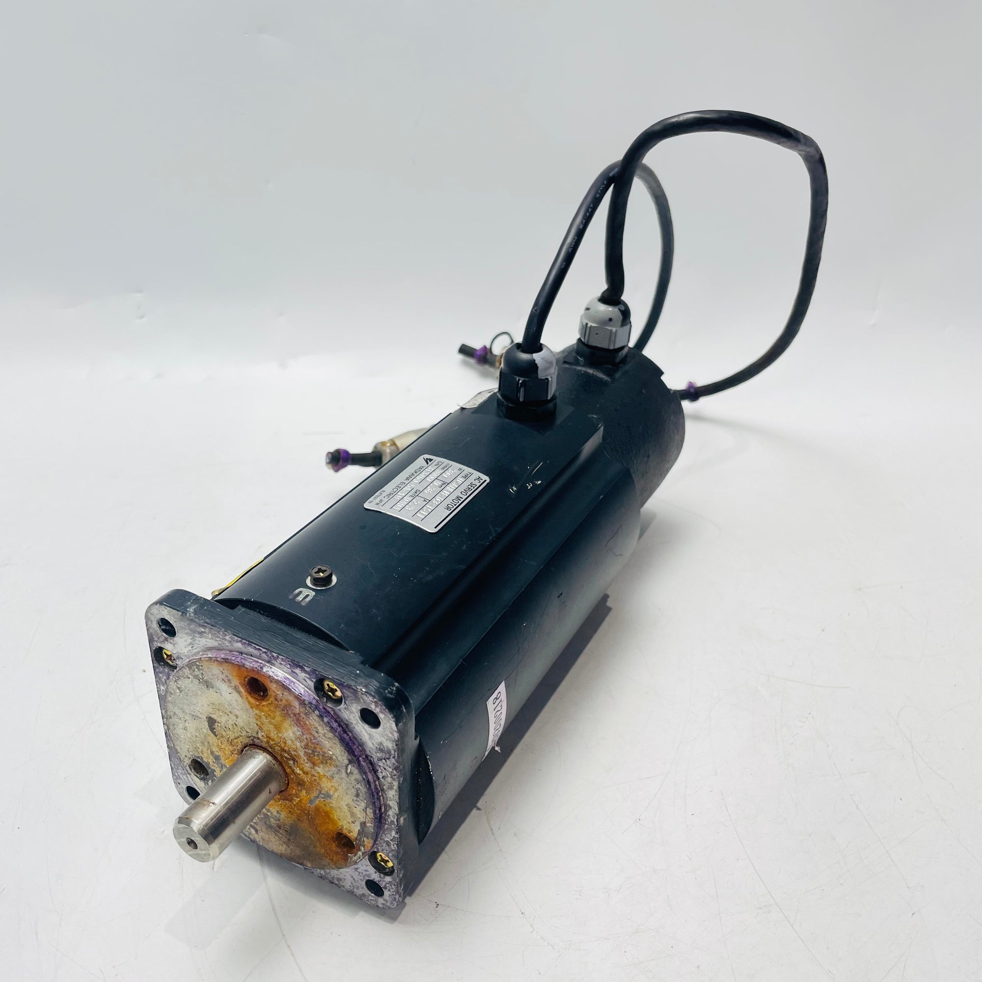 安川USAHEM-03-TS11交流伺服電機