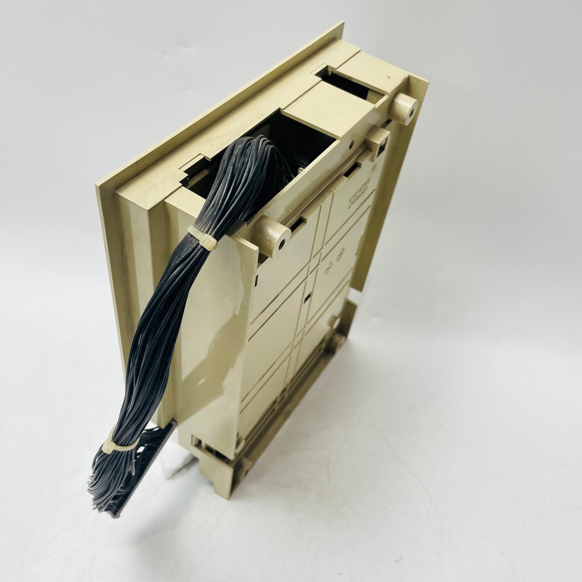 安川CIMR-F7A4185驅動器