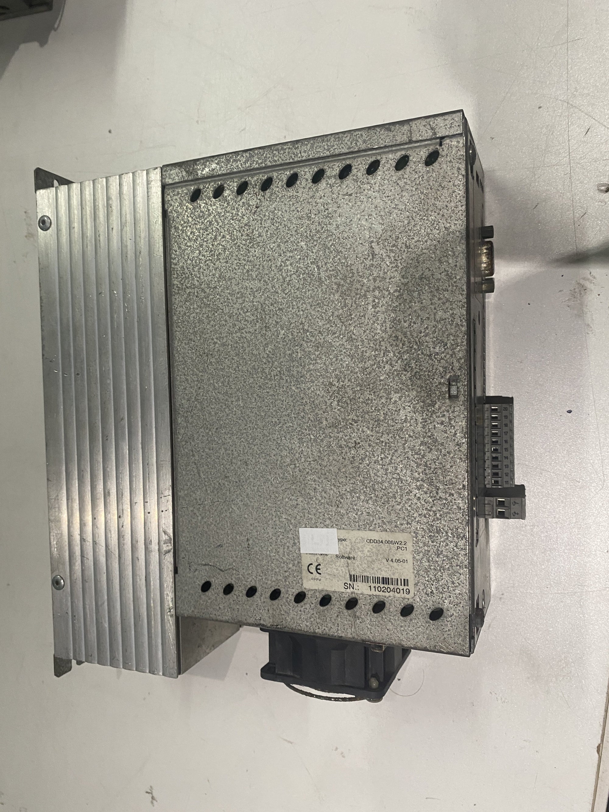 LUST LTI CDD34.006.W2.2.PC1驅動器