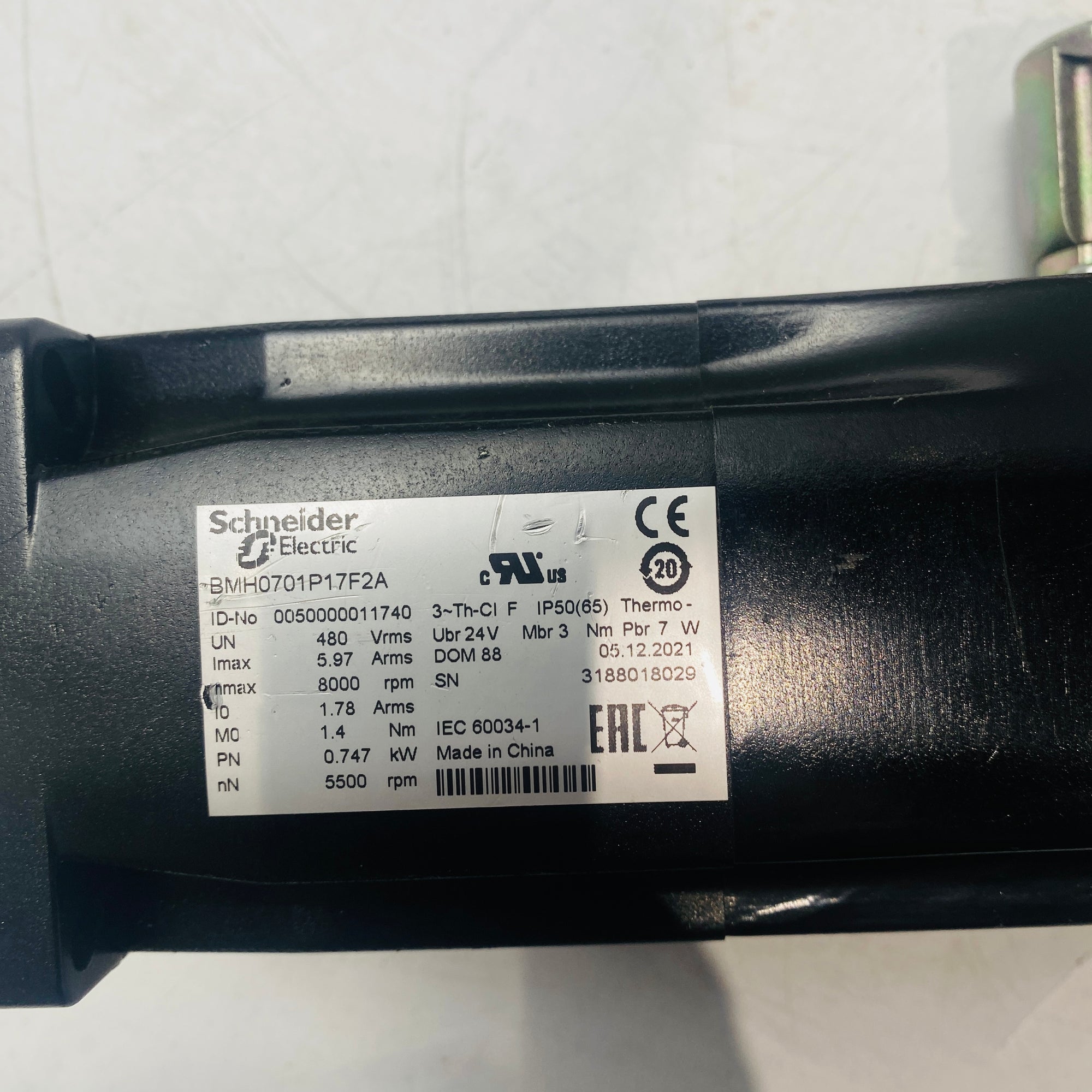 Schneider BMH0701P17F2A Servo Motor