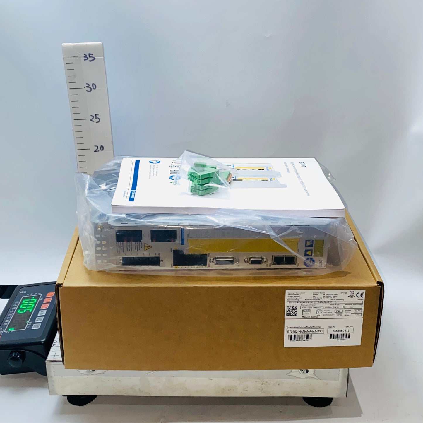 Kollmorgen S70302-NANANA-NA-030 Servo Driver