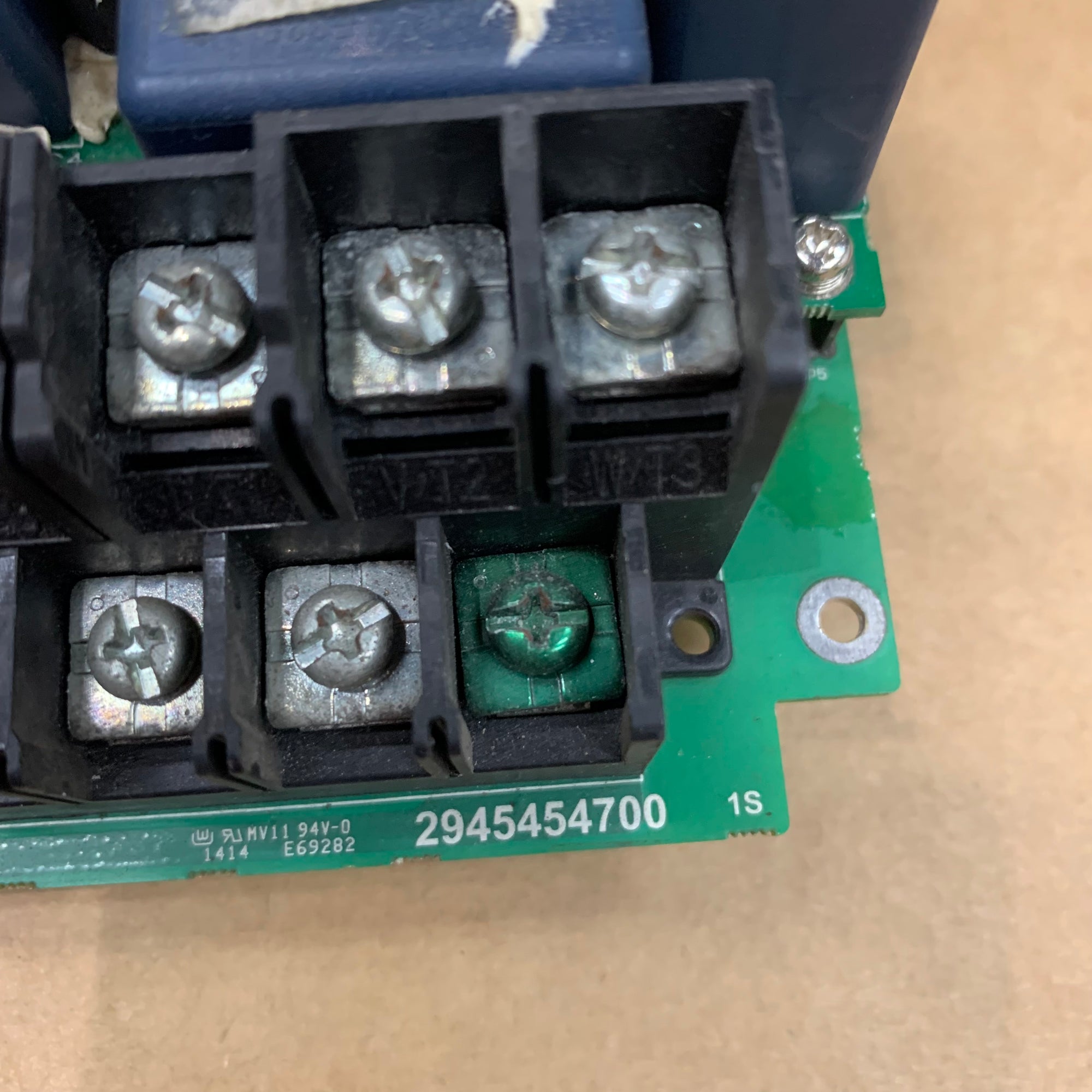 Allen Bradley 2945454700 驅動板