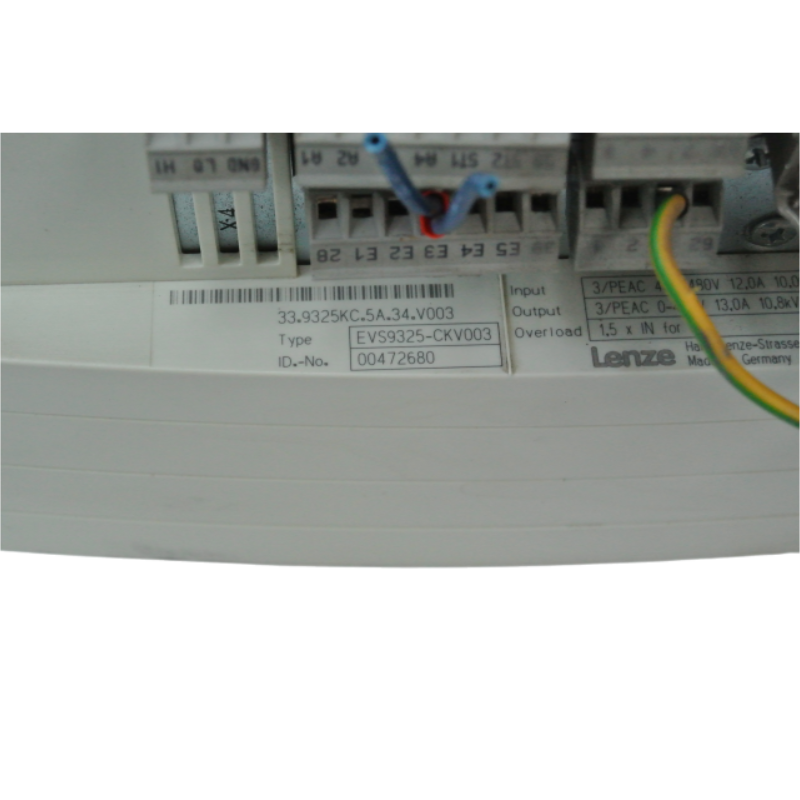 Lenze EVS9325-CKV003 伺服驅動器輸入 400/480V