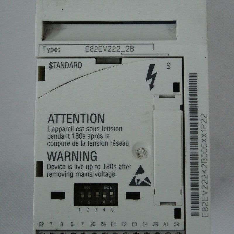 Lenze E82EV222-2B變頻器