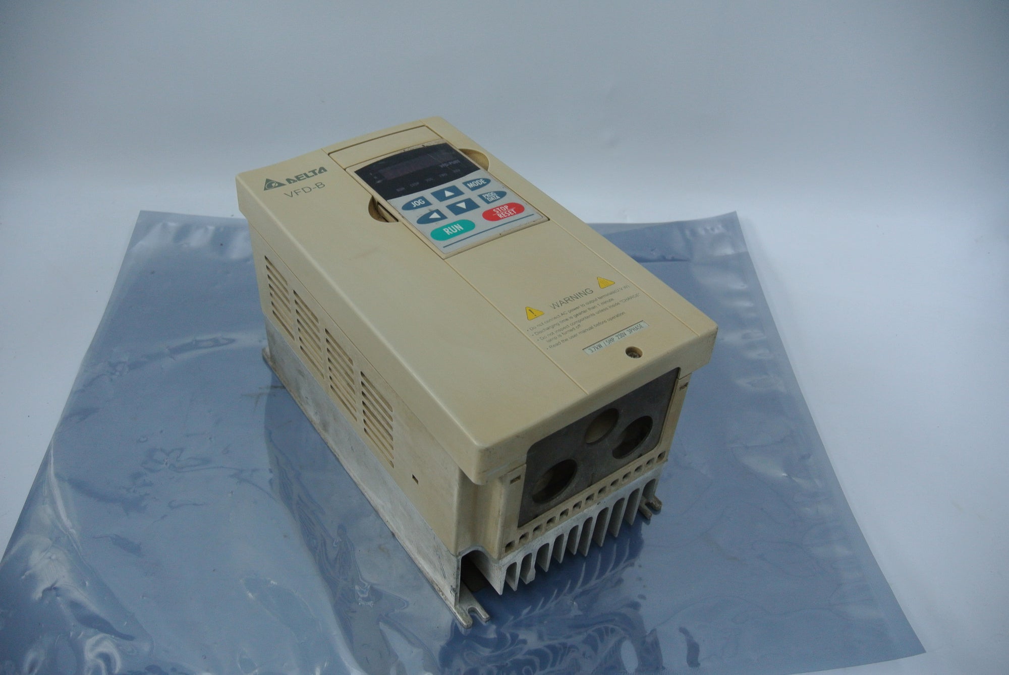 台達VFD037B23A變頻器