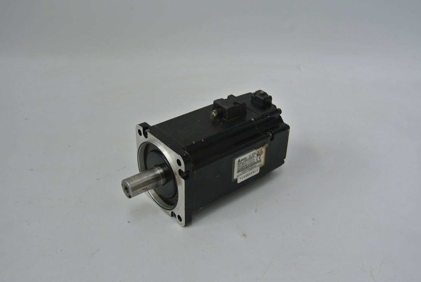 DELTA ECMA-C30807PS Servo Motor