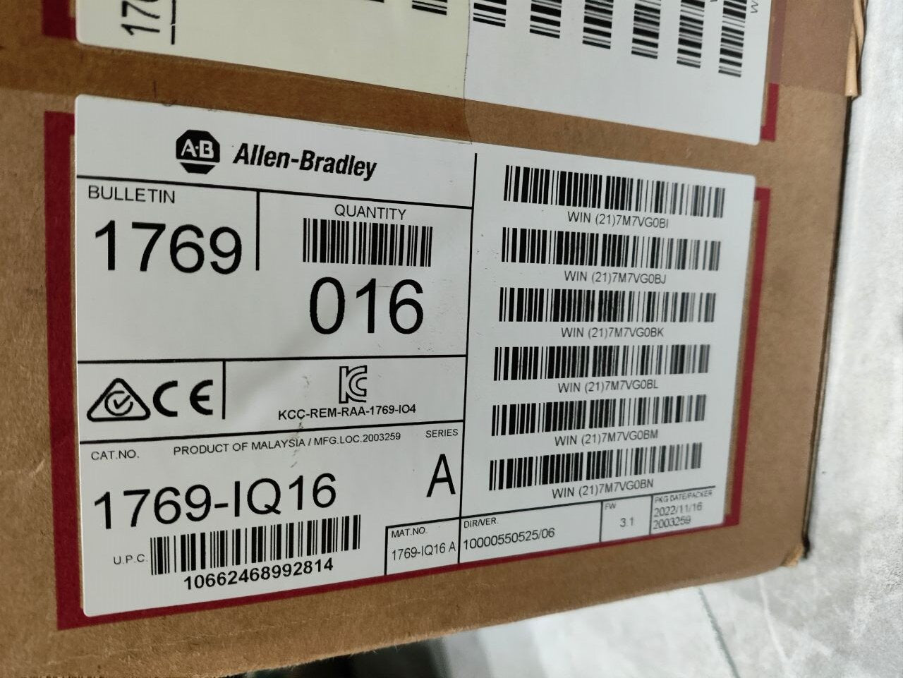 1769-IQ16 Allen Bradley 16PT 汲極源輸入模組