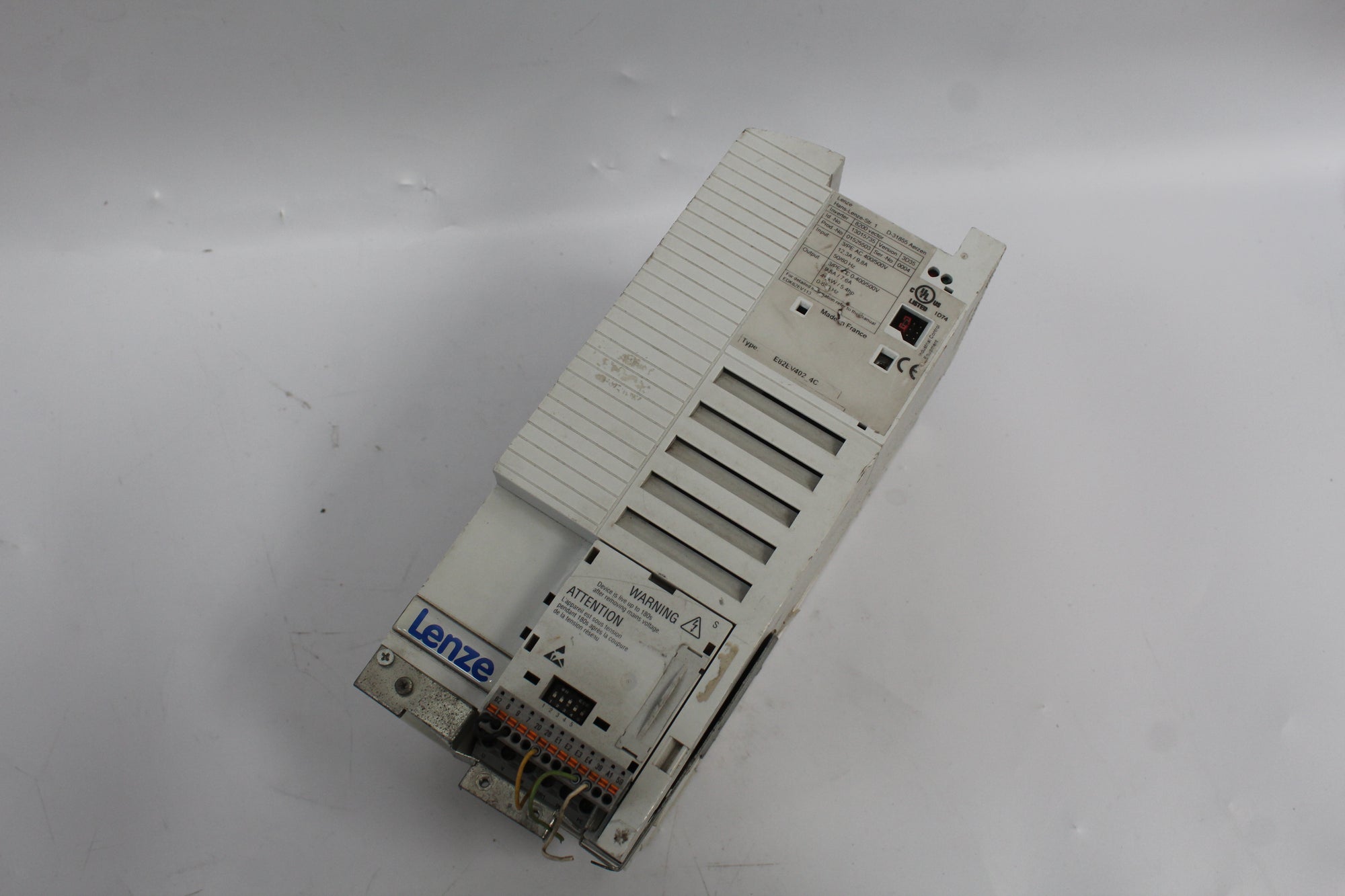 Lenze E82EV402_4C E82EV4024C 8200向量變頻器