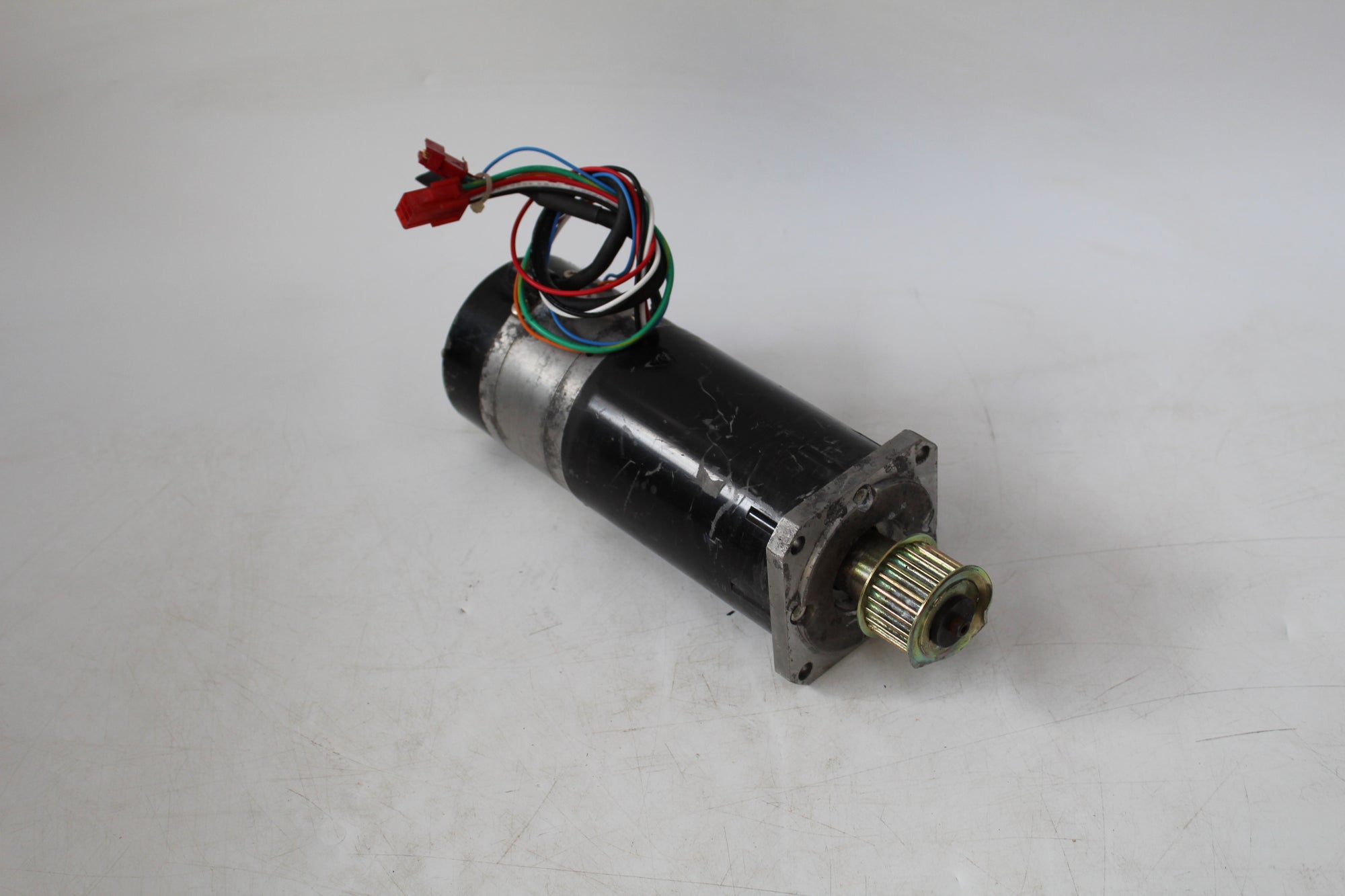 三共交流伺服馬達 MC801AS302KNN21