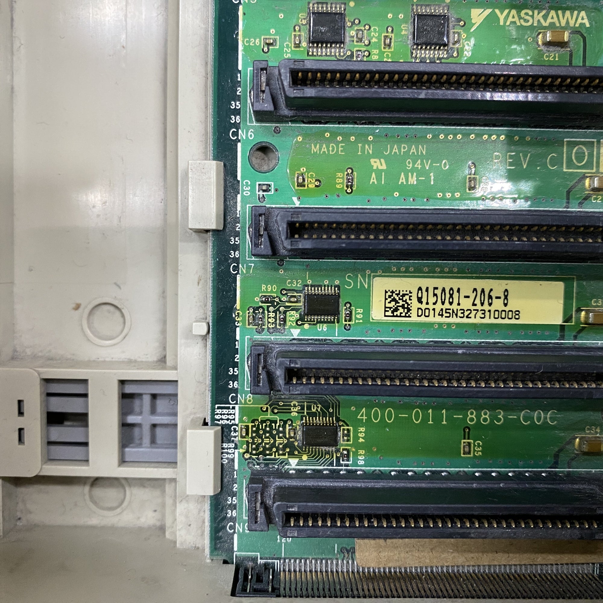 安川 JEPMC-BUB3008R-E 控制器框架