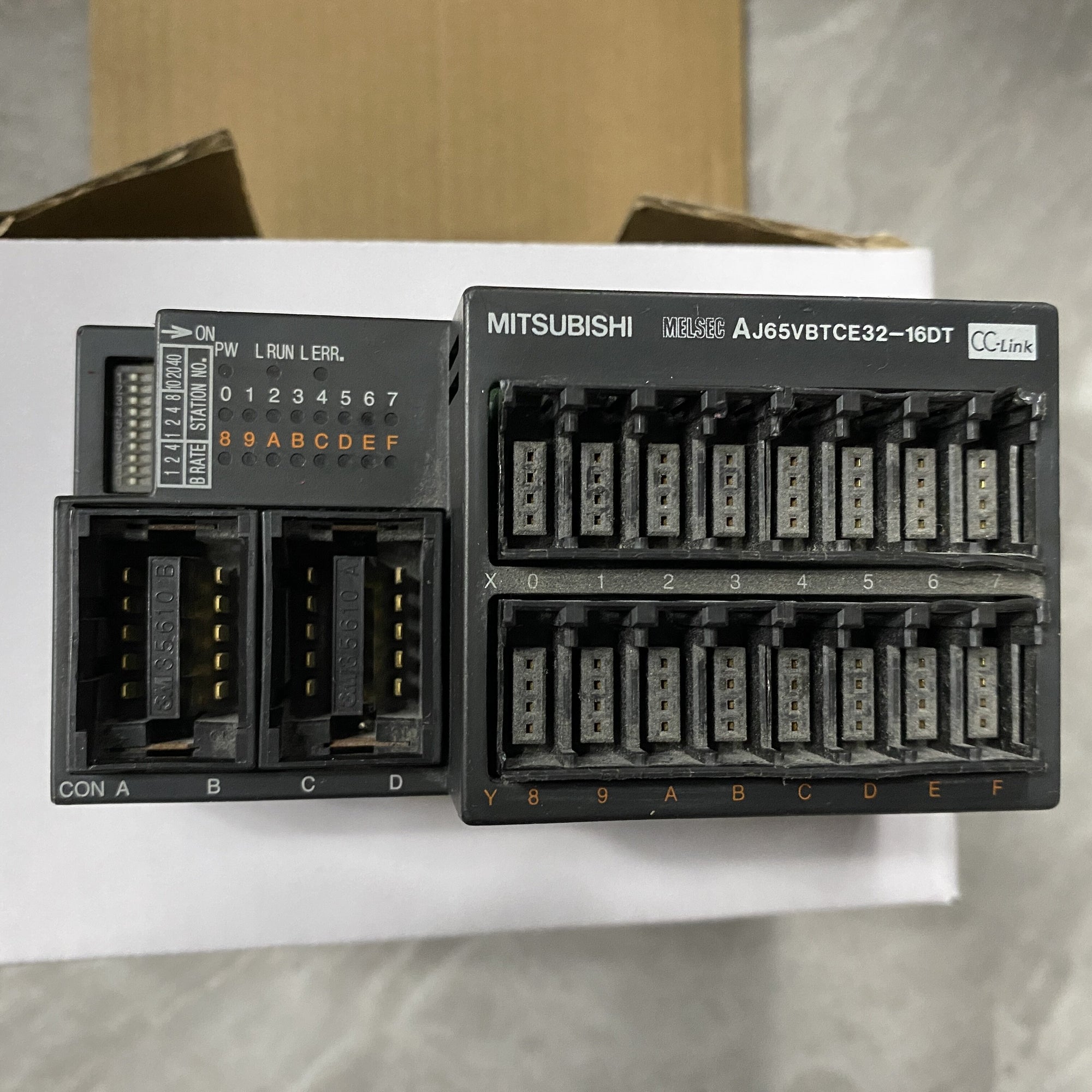 三菱 AJ65VBTCE32-16DT 輸入/輸出單元