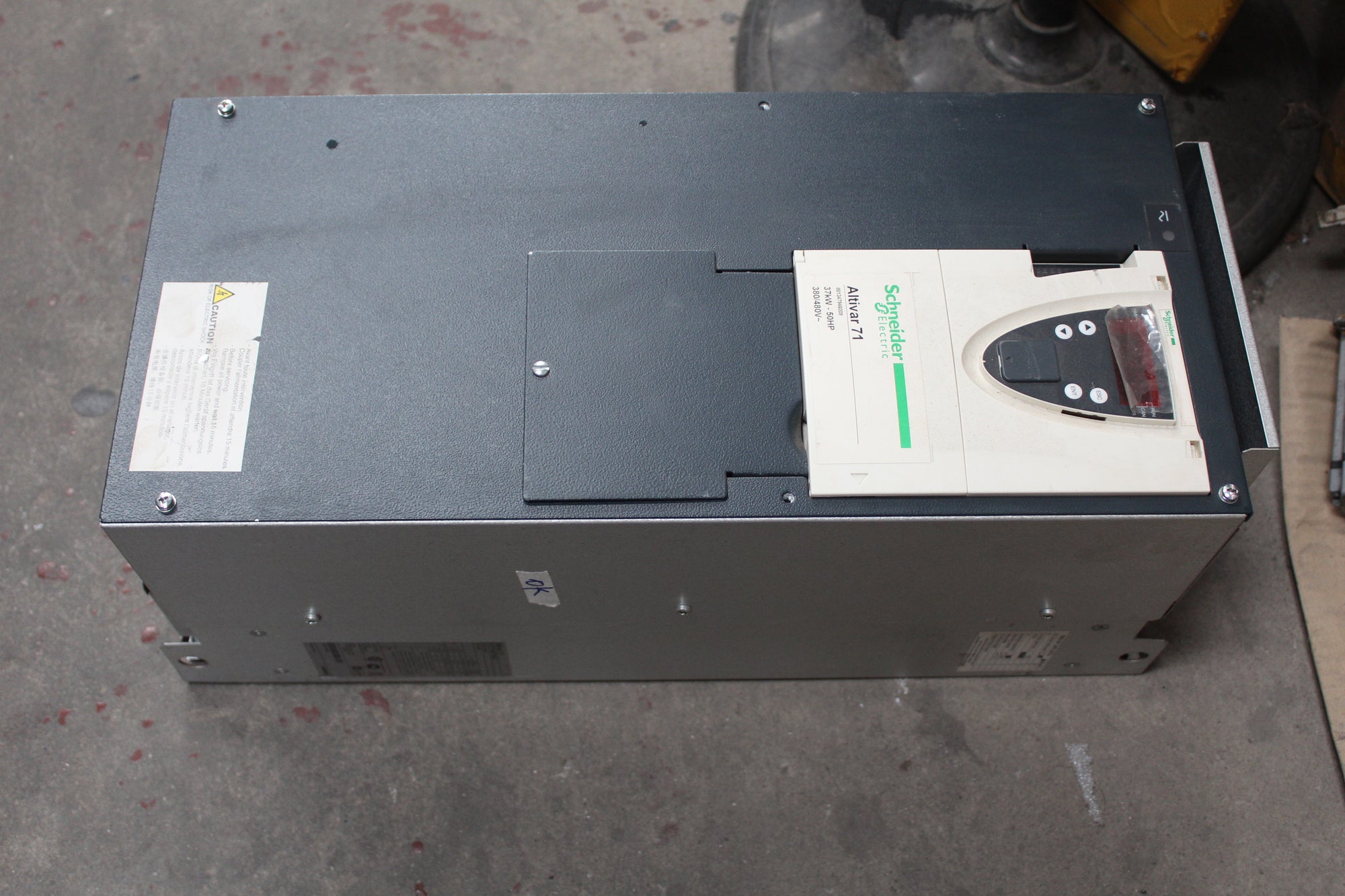 Schneider Altivar 71 ATV71HD37N4Z Inverter 37kW - Rockss Automation