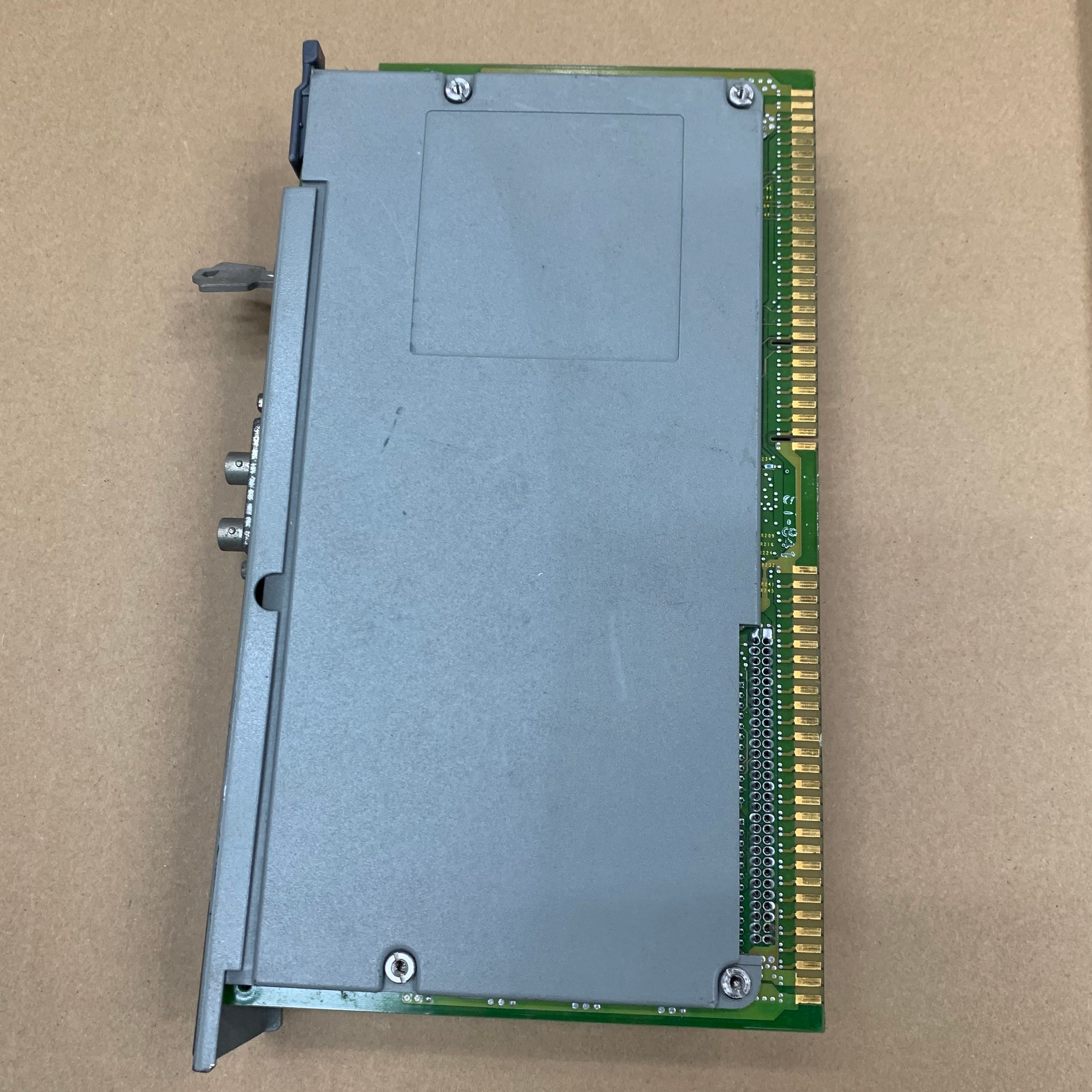 Allen Bradley 1785-L40C15/E 1785-L40C15 E系列ControlNet處理器模組