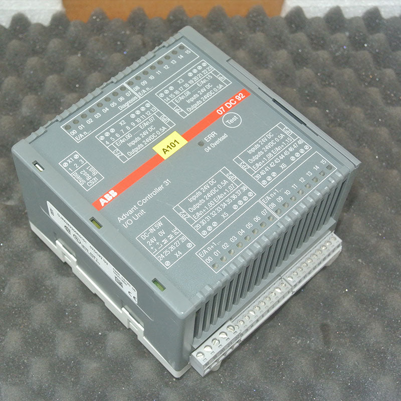 ABB 07DC92G2 GJR5252200R0101 控制模組