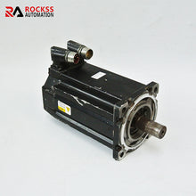 Load image into Gallery viewer, Allen Bradley MPL-A4540F-HK72AA motor