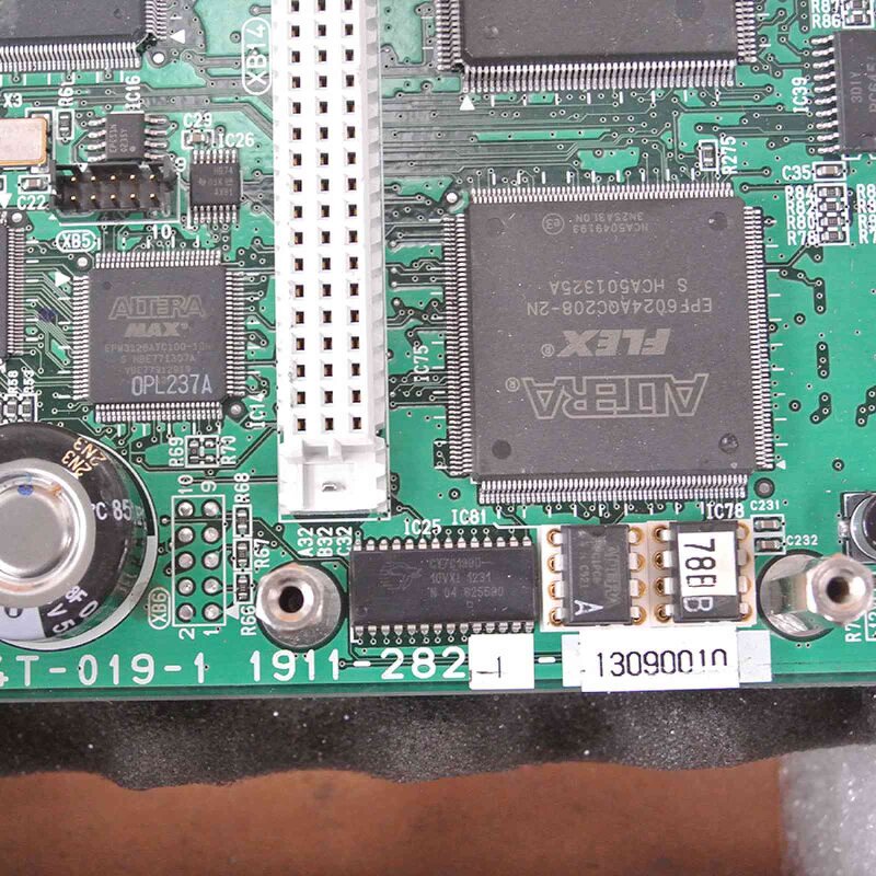 OKUMA E0241-04T-019-1工具機CNC系統板