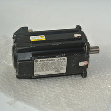 將圖片載入圖庫檢視器 Allen Bradley MPL-A430P-MK22AA servo motor