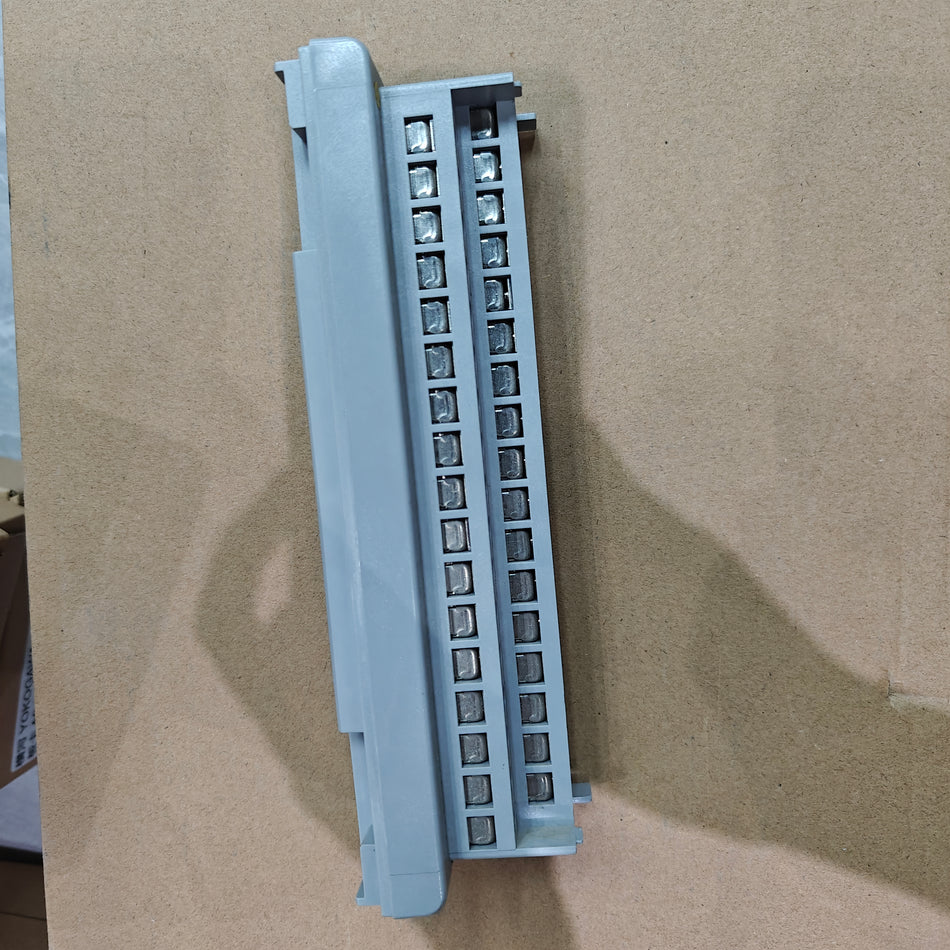 橫河ADM52T ADT32端子
