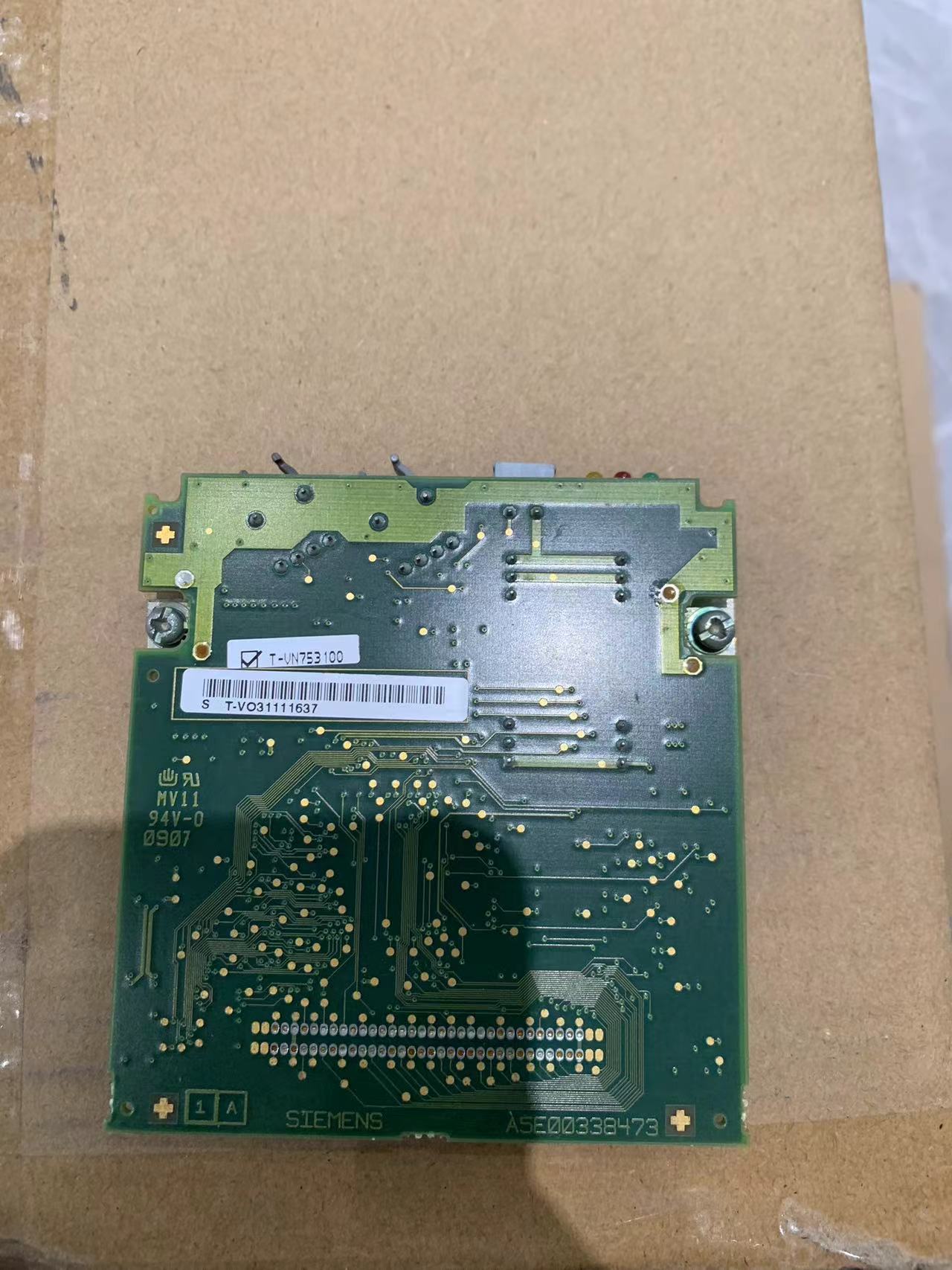 西門子6SE7090-0XX84-0FJ0控制通訊模組