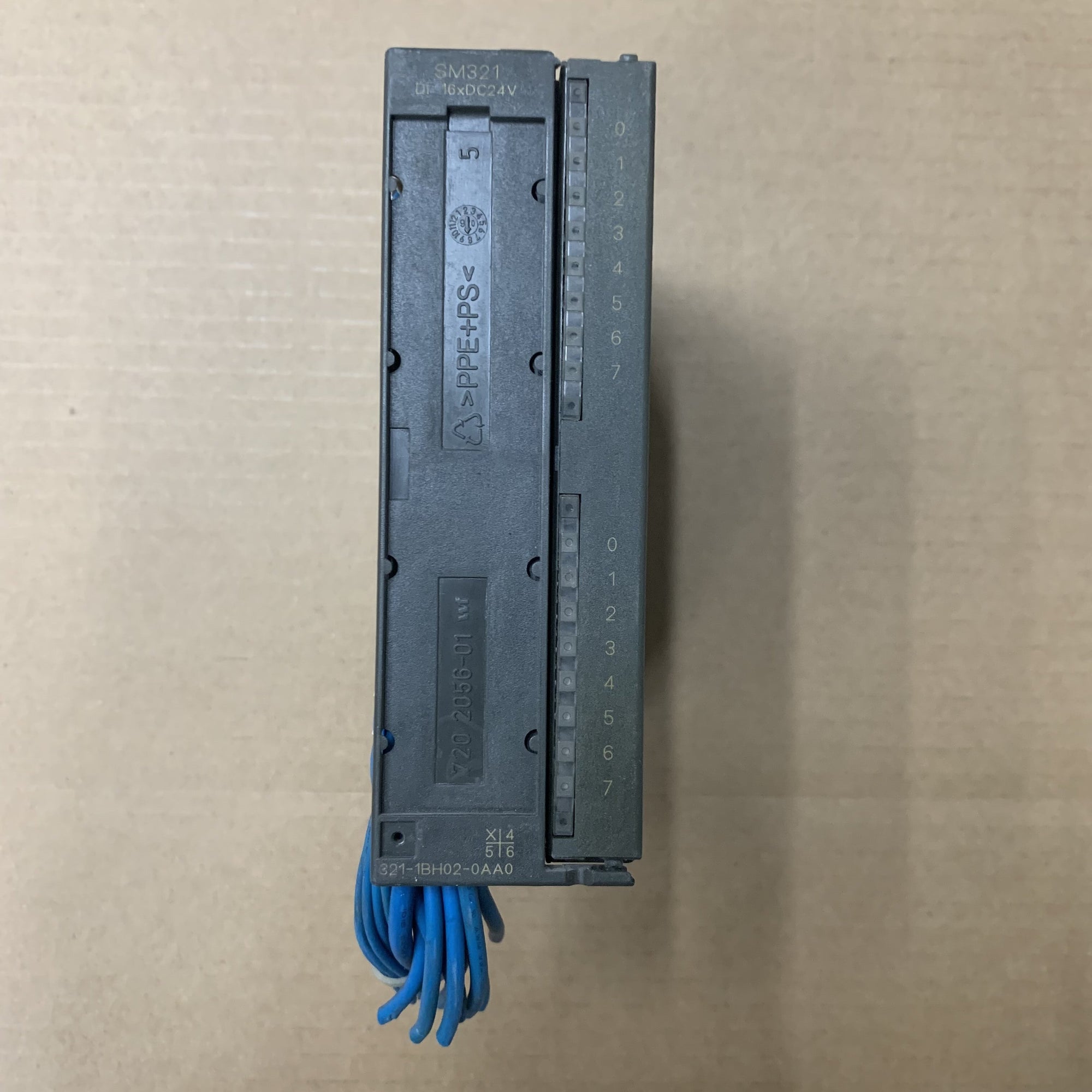 西門子 6ES7321-1BH02-0AA0 SM321 數位量輸出模組
