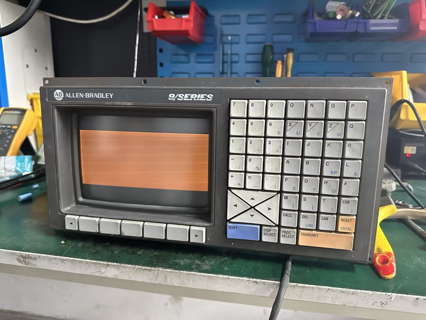 Allen Bradley 8520-MOP7 9/系列單色操作面板