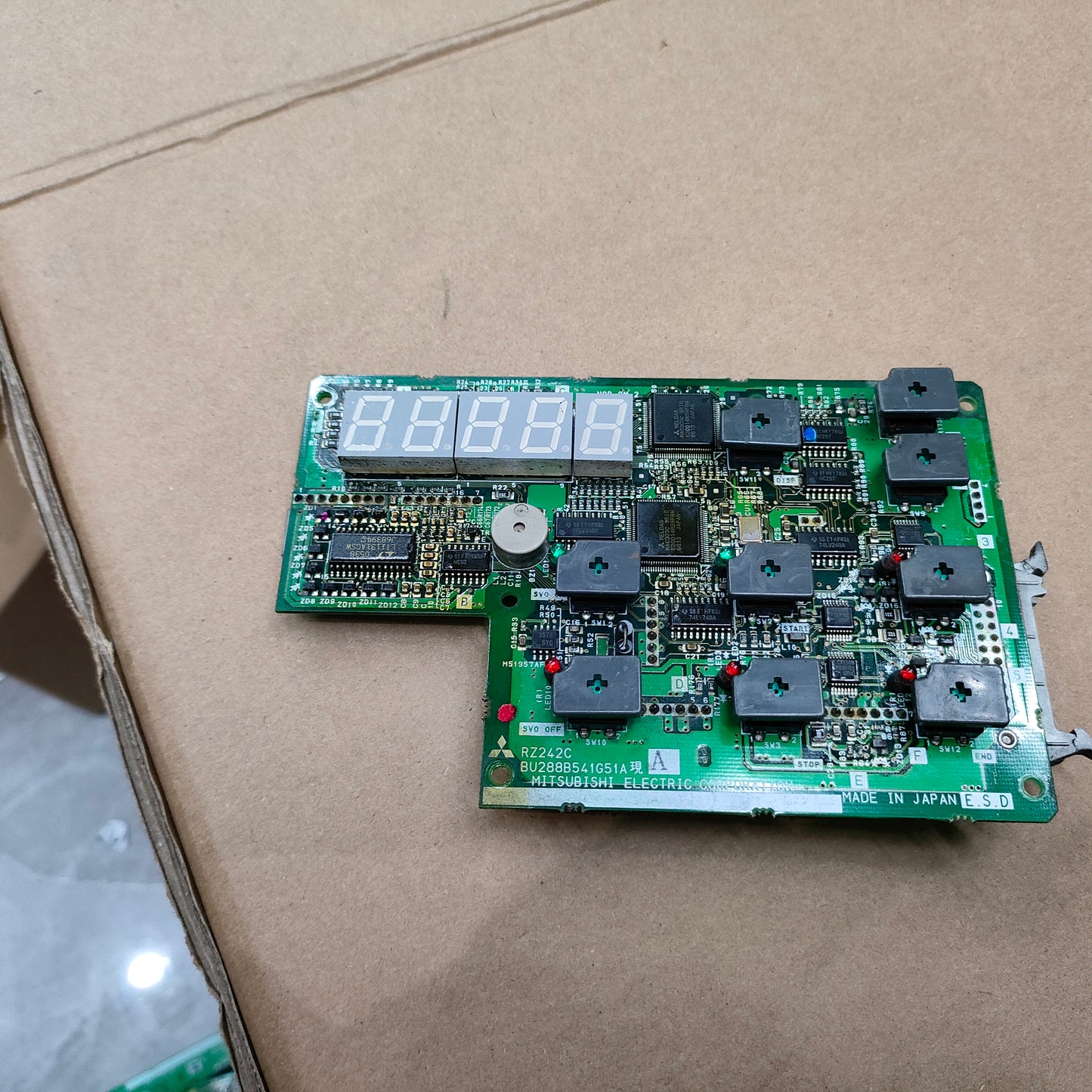 RZ242C BU288B541G51A Mitsubishi Operator Panel