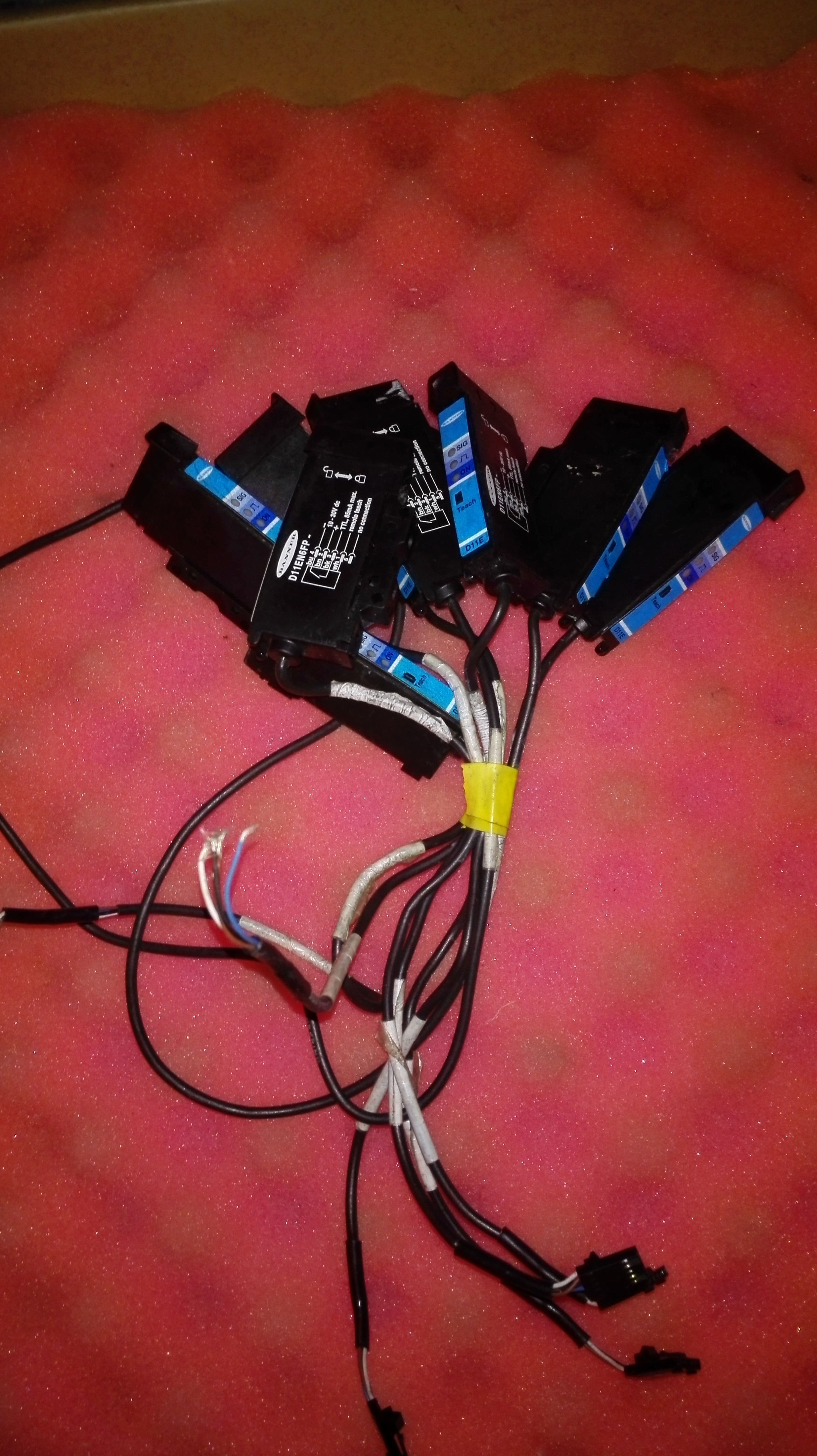BANNER D11EN6FP-55452 Fiber Optic Sensor - Rockss Automation
