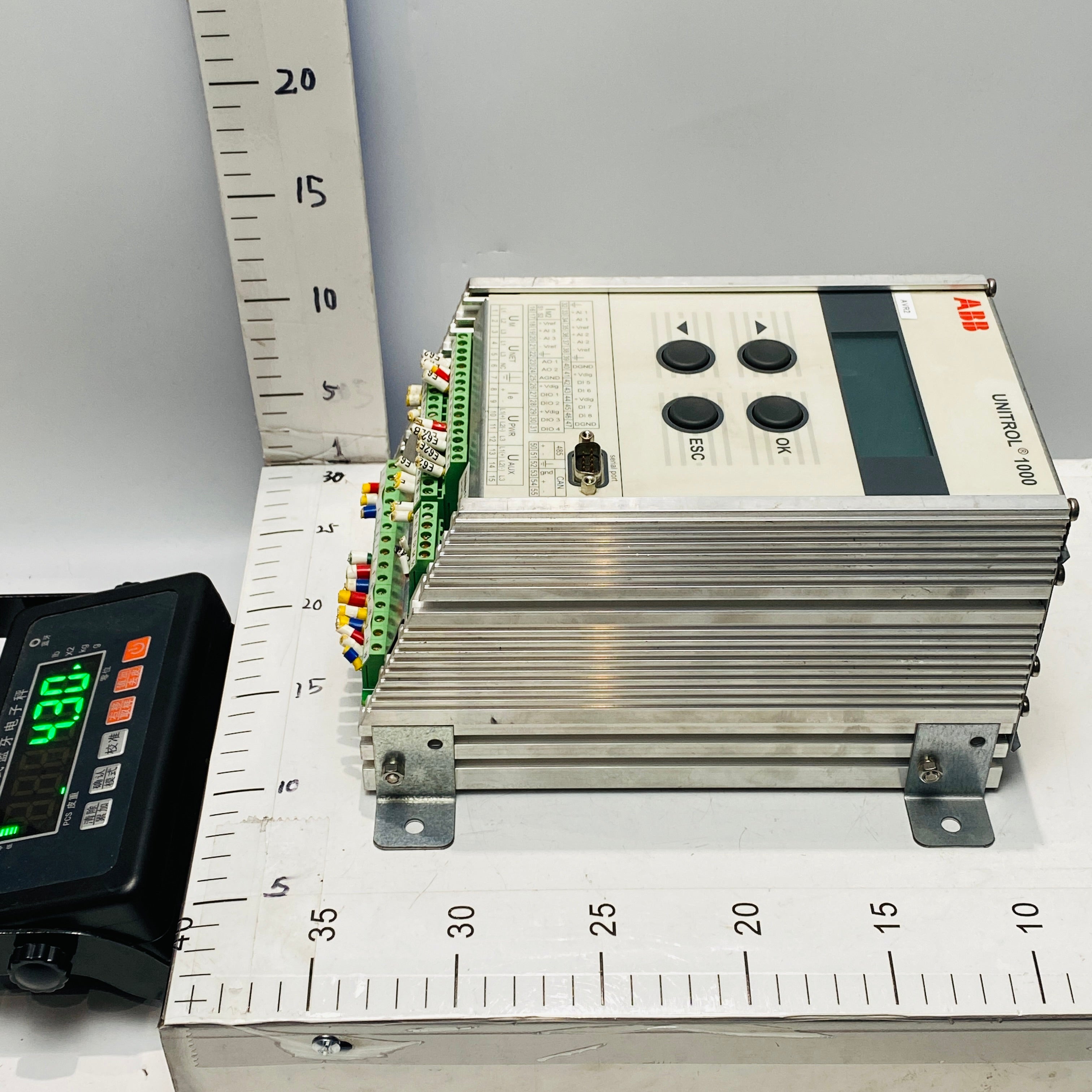 ABB 3BHE014557R0006 UNITROL 1000 VOLTAGE REGULATOR