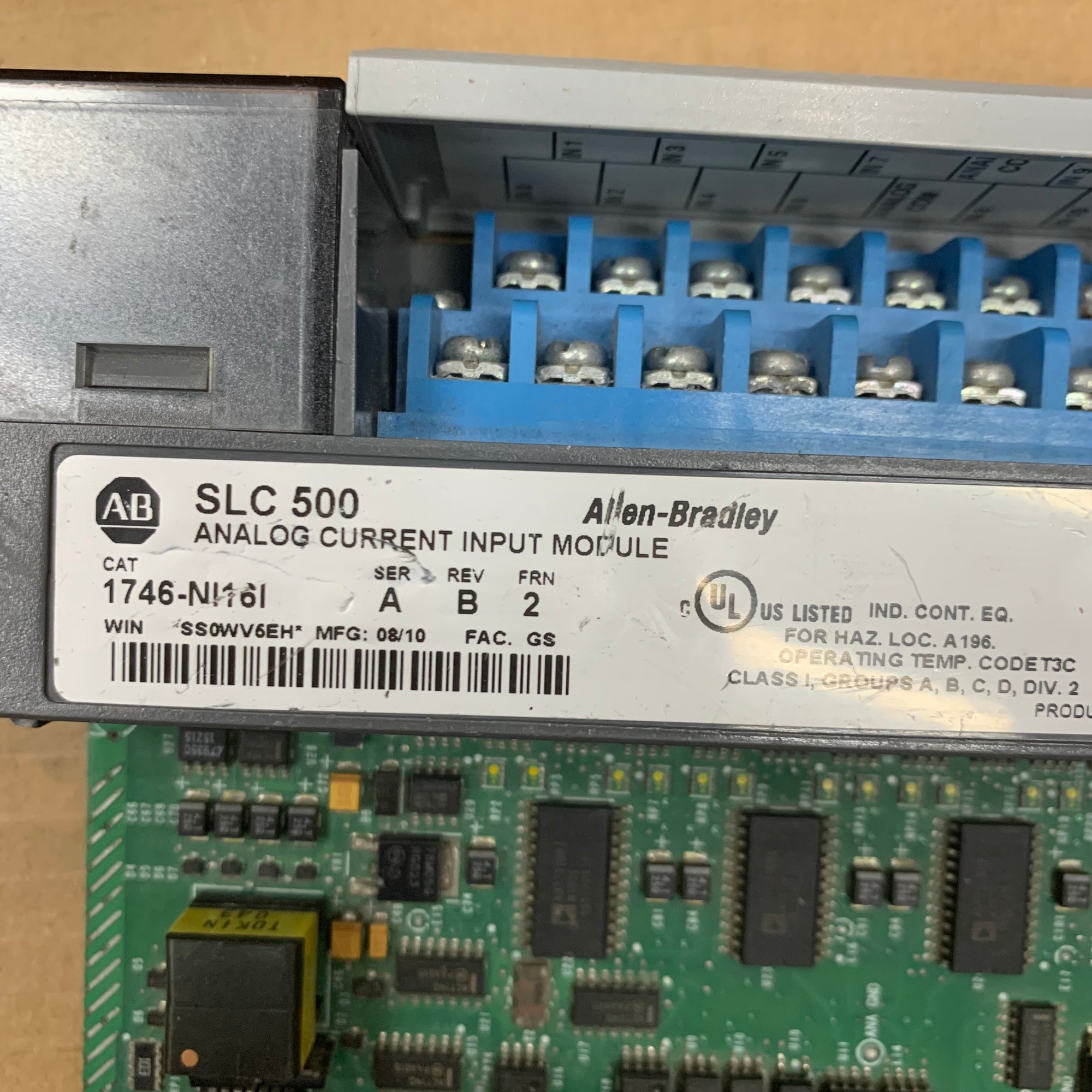 Allen Bradley 1746-NI16I SLC 16點類比輸入模組