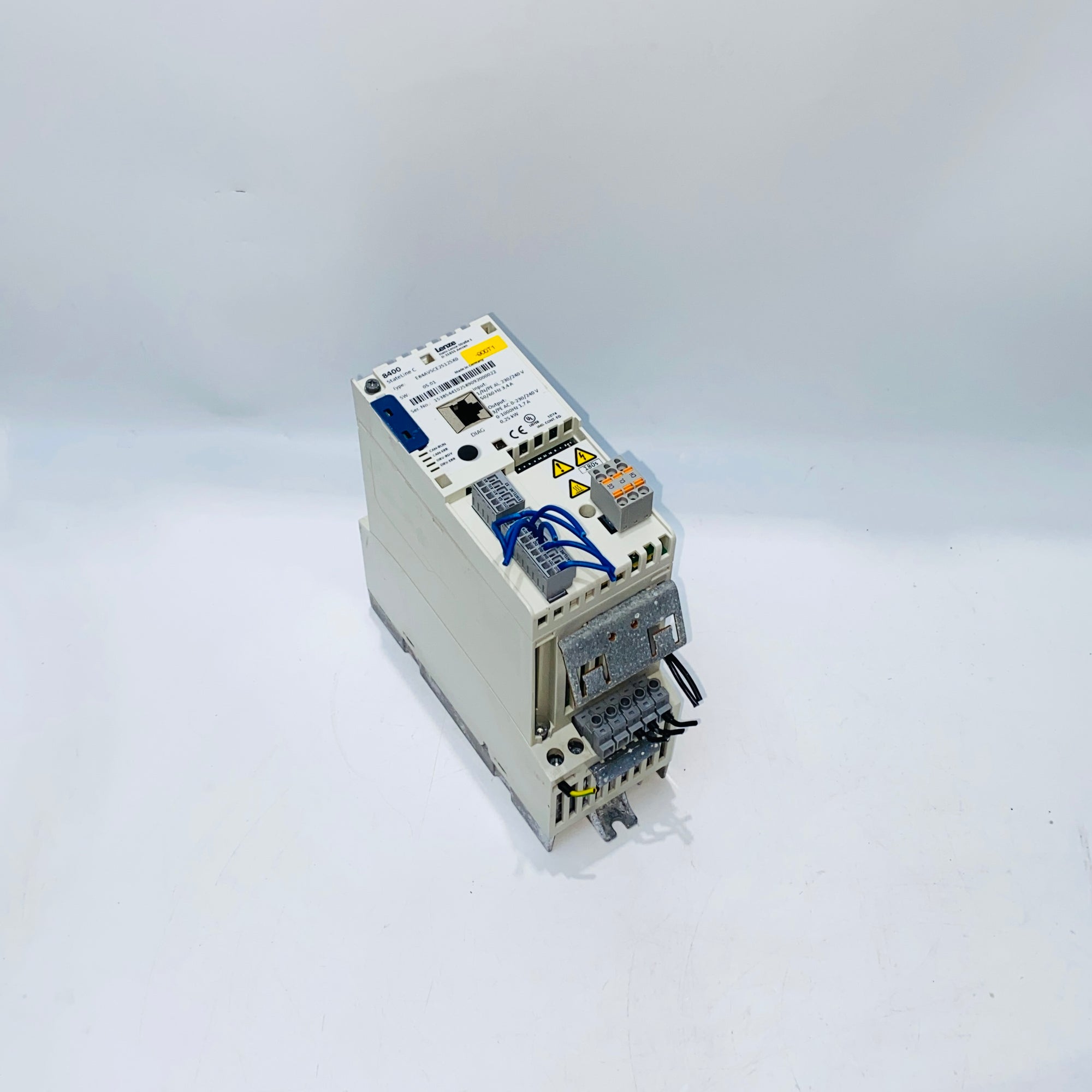 Lenze E84AVSCE2512SX0 Inverter Drives 8400