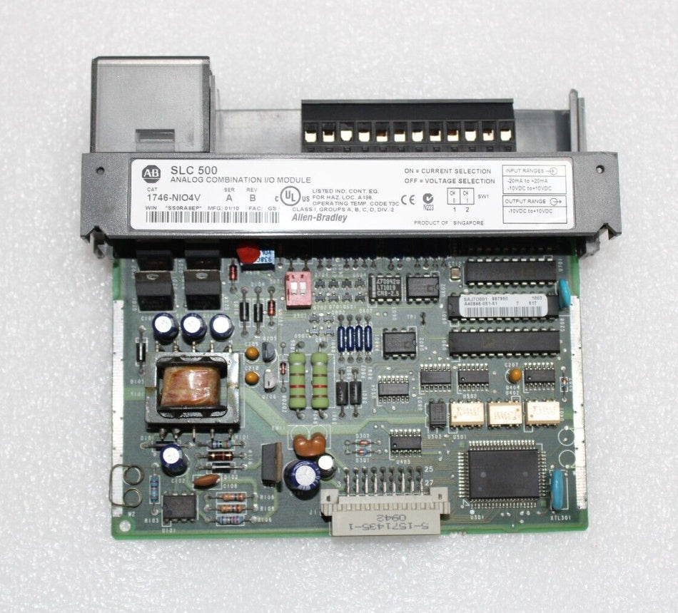 ALLEN BRADLEY 1746-N104V ANALOG I/O MODULE