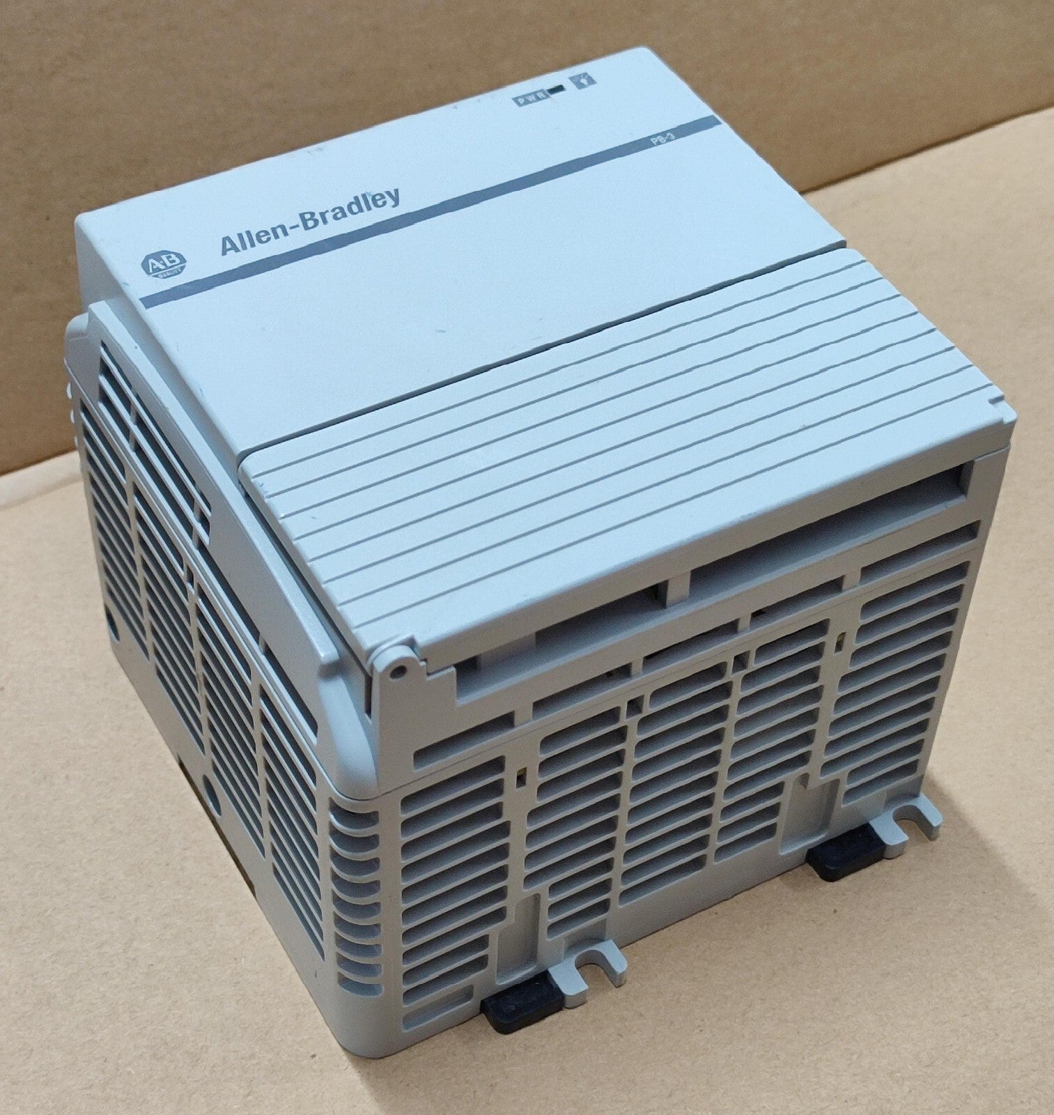 Allen Bradley 1768-PB3 Ser-A 電源模組