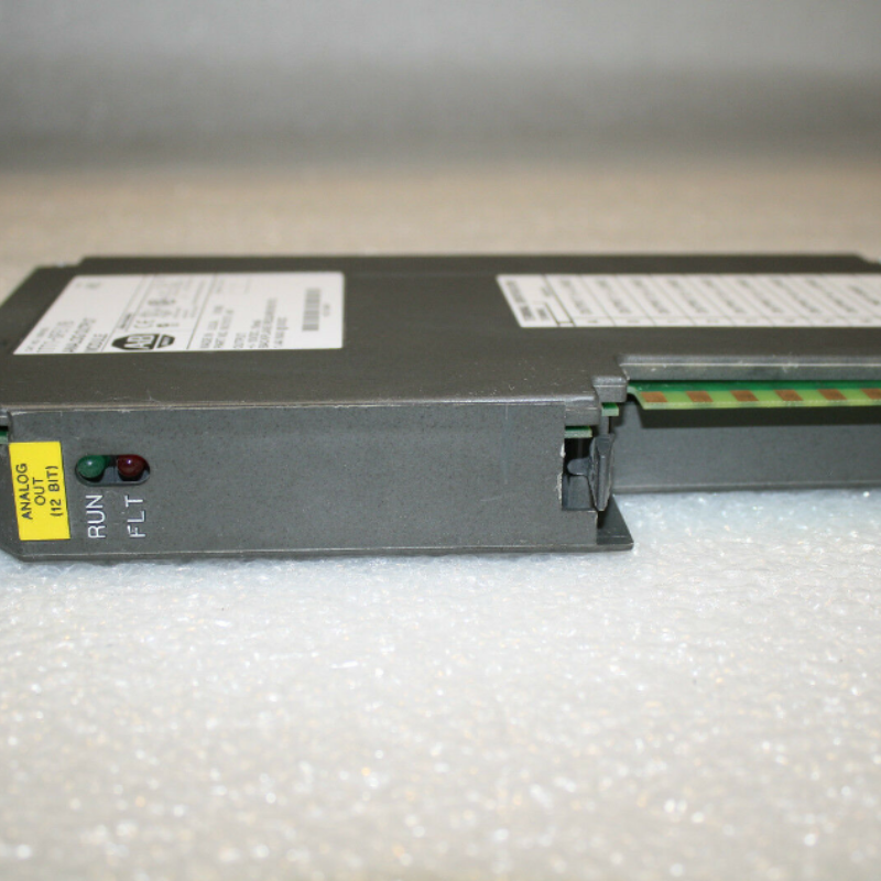 Allen Bradley 1771-OFE1 輸出模組系列 B