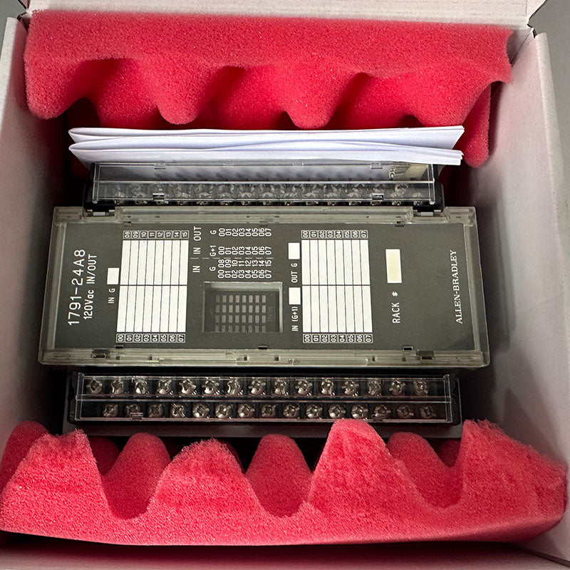 Allen Bradley 1791-24A8 全新 PLC 模組