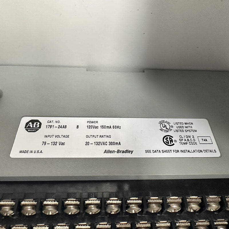 Allen Bradley 1791-24A8 全新 PLC 模組