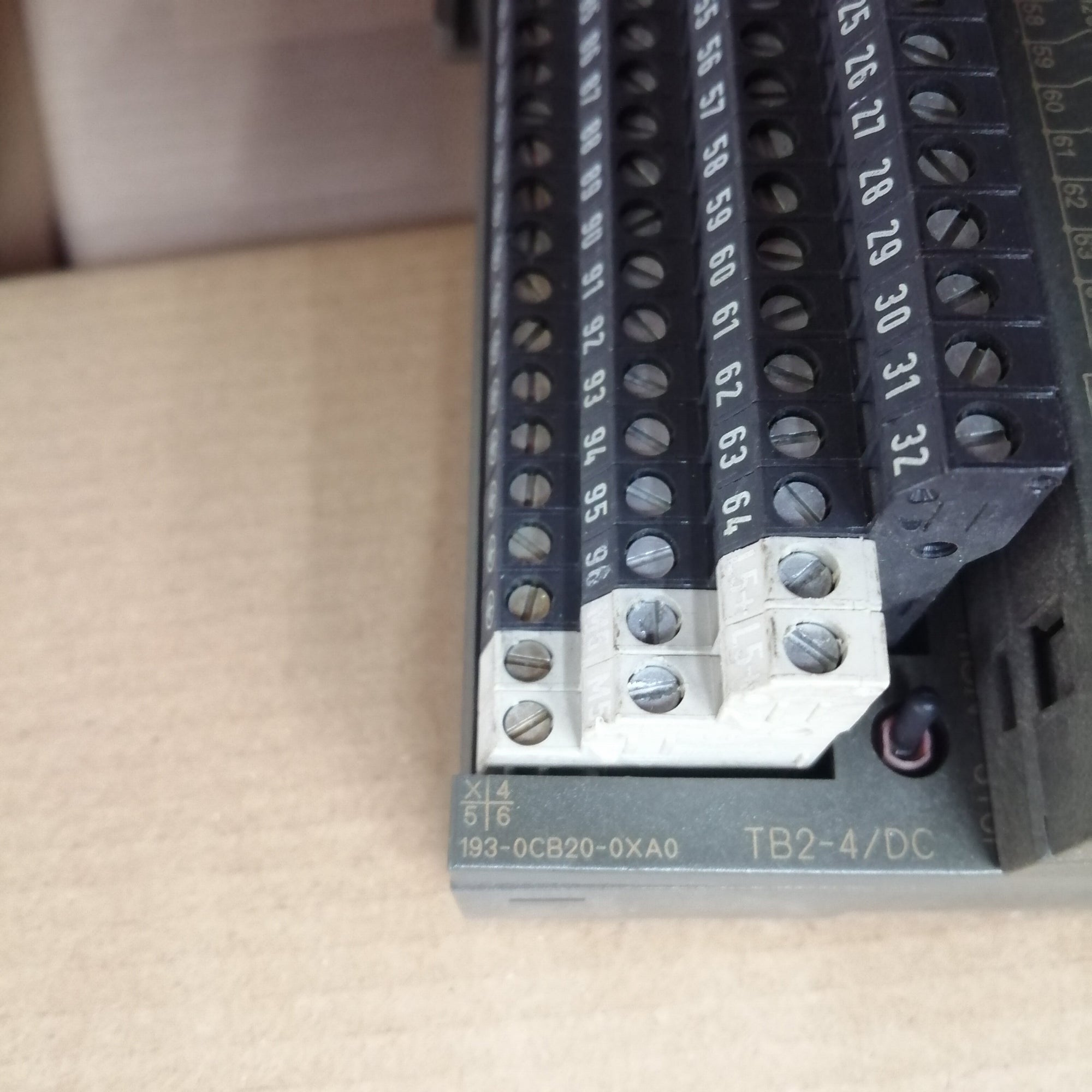 西門子6ES7133-0BL00-0XB0 6ES7193-0CB20-0XA0模組