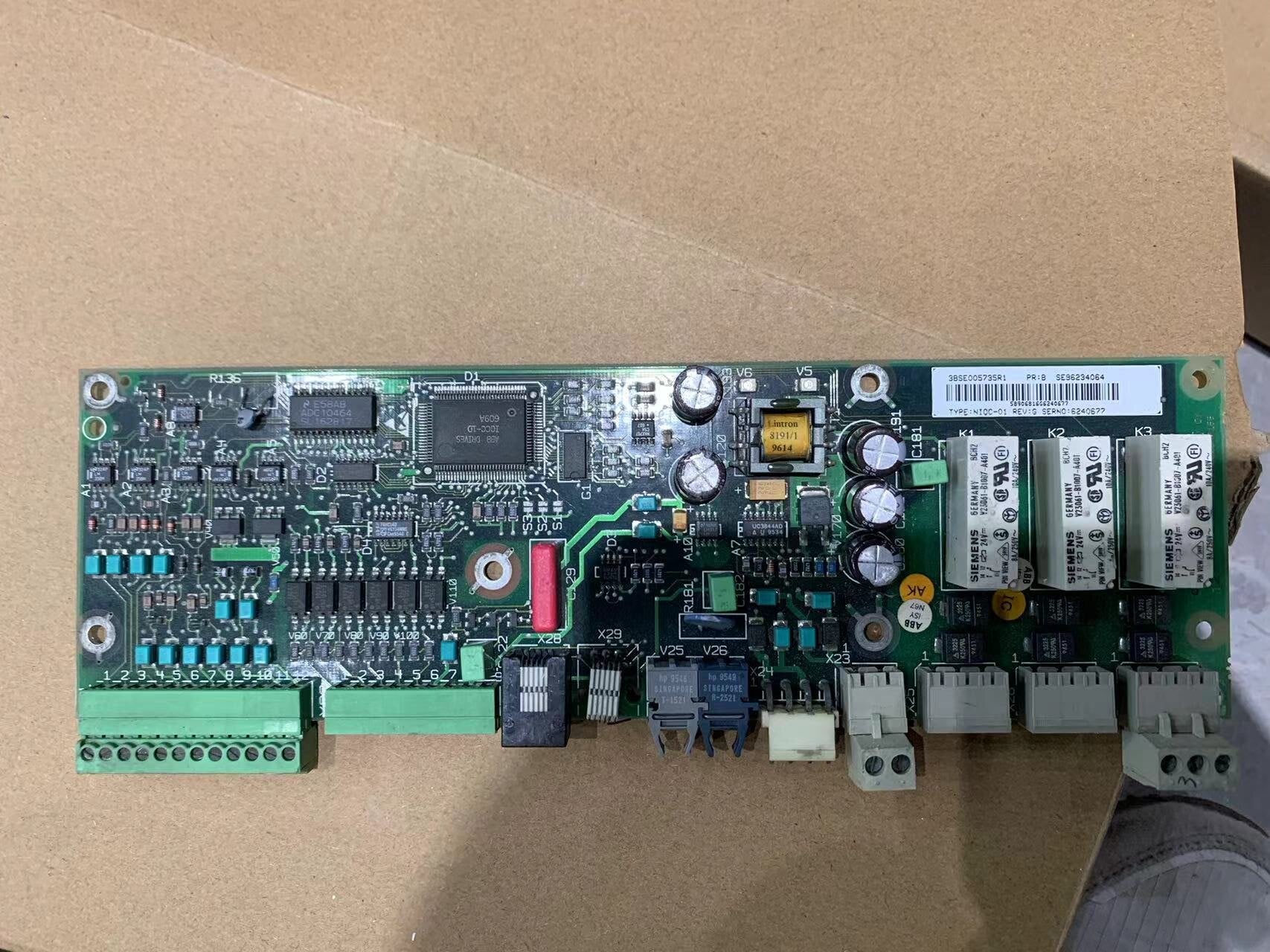 ABB NIOC-01 3BSE005735R1 控制板