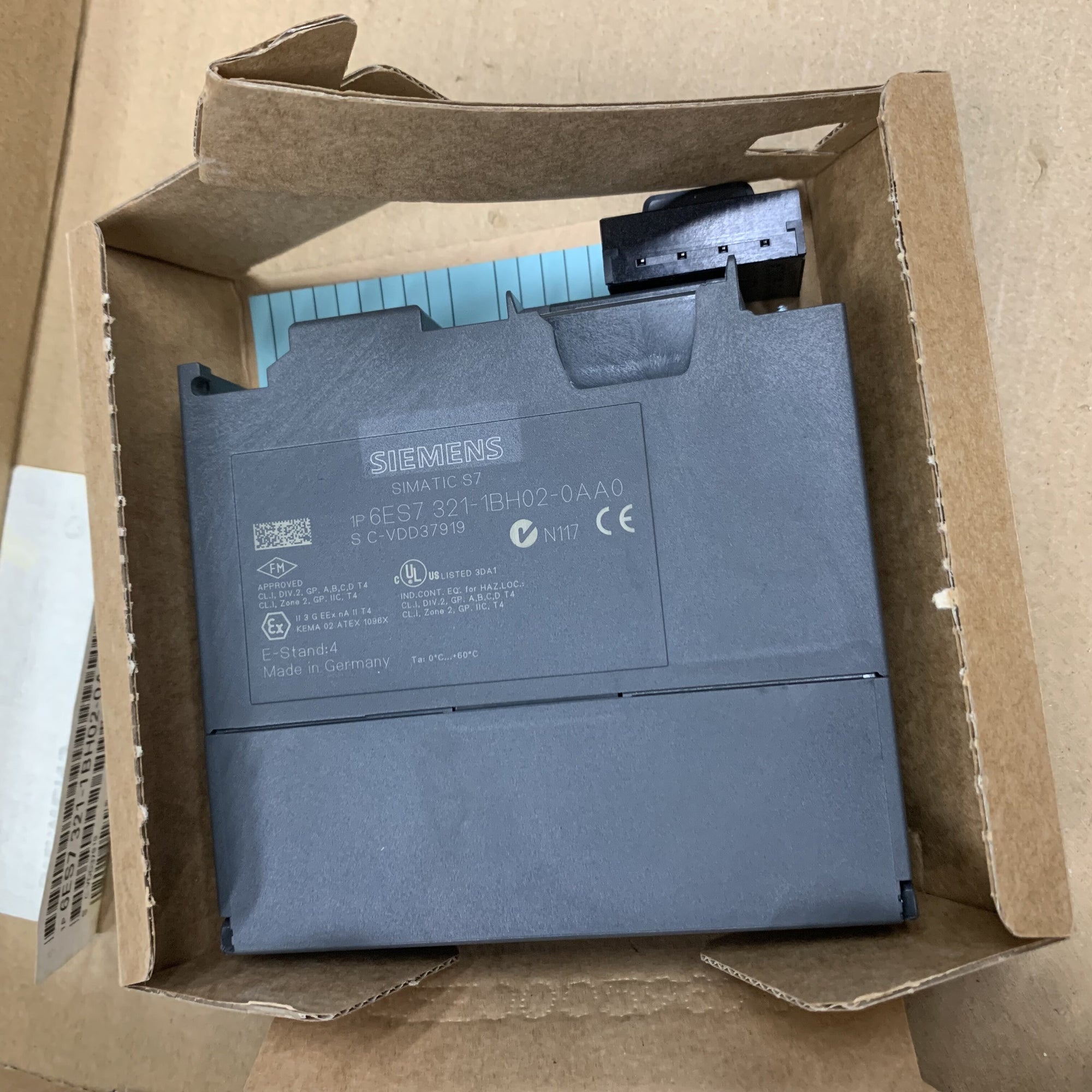 西門子 6ES7321-1BH02-0AA0 SM321 數位量輸出模組