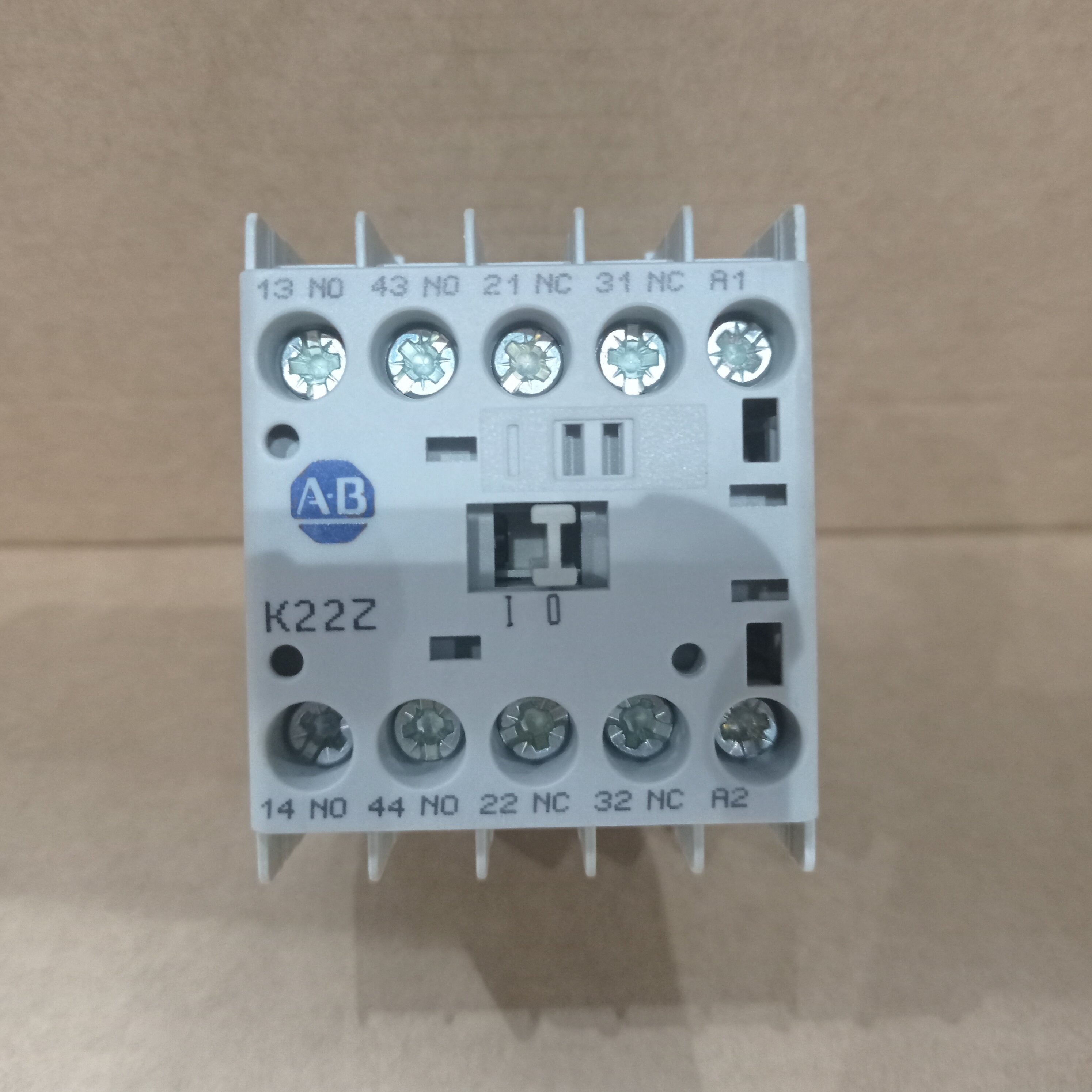 Allen-Bradley 700-K22Z-ZA Control Relay - Rockss Automation