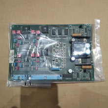 將圖片載入圖庫檢視器 ABB 0745648E 24/06 Board