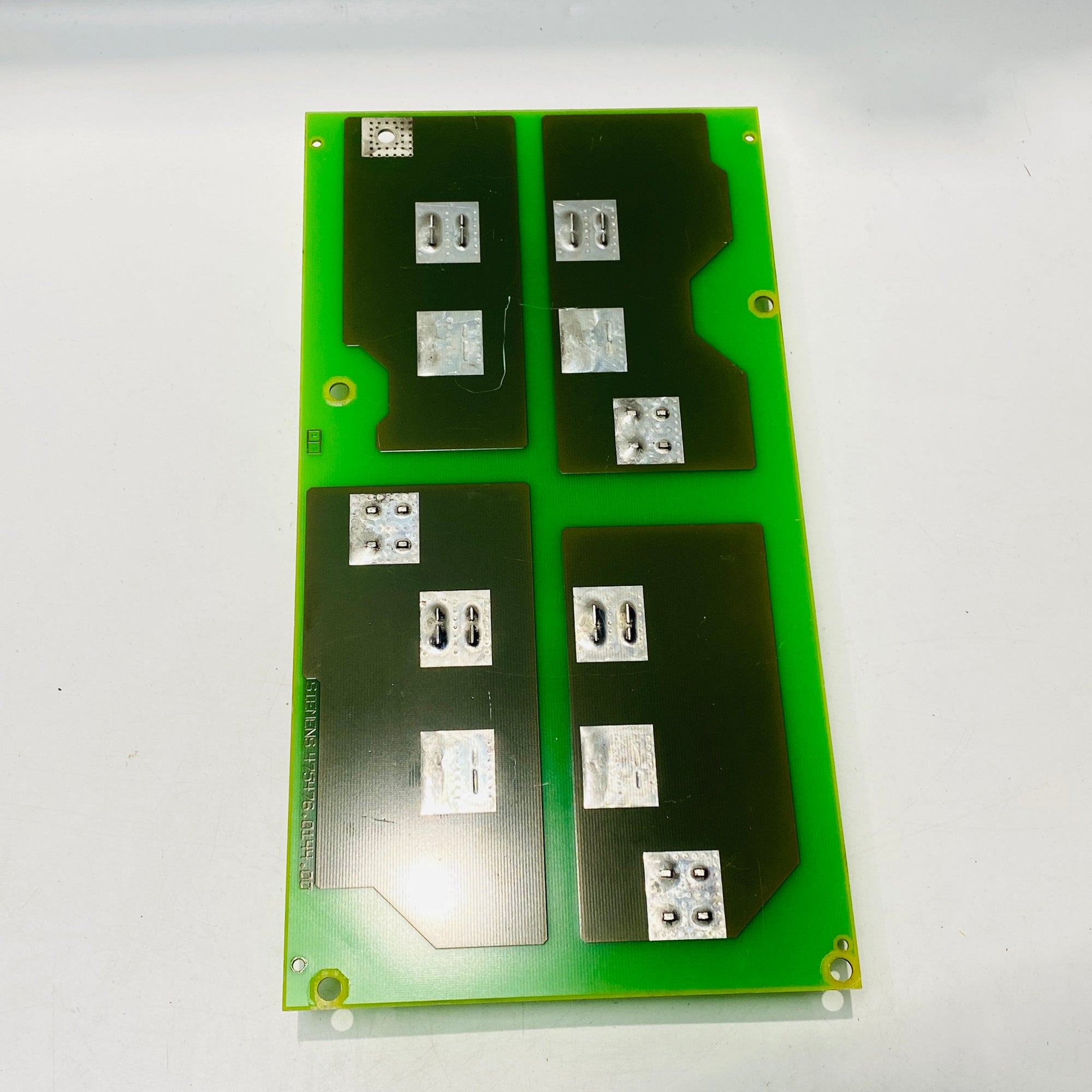 西門子變頻器主機板6SE7024-7UD84-1HG0