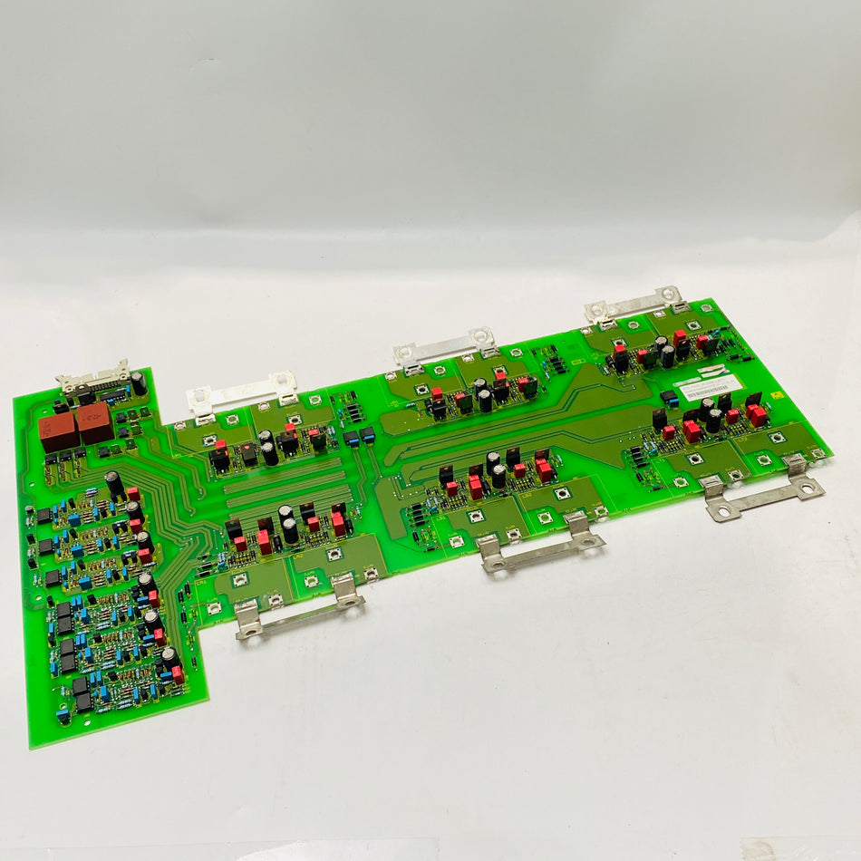 SIEMENS 6SE7033-2EG84-1JF1 SIMOVERT VC DRIVE BOARD
