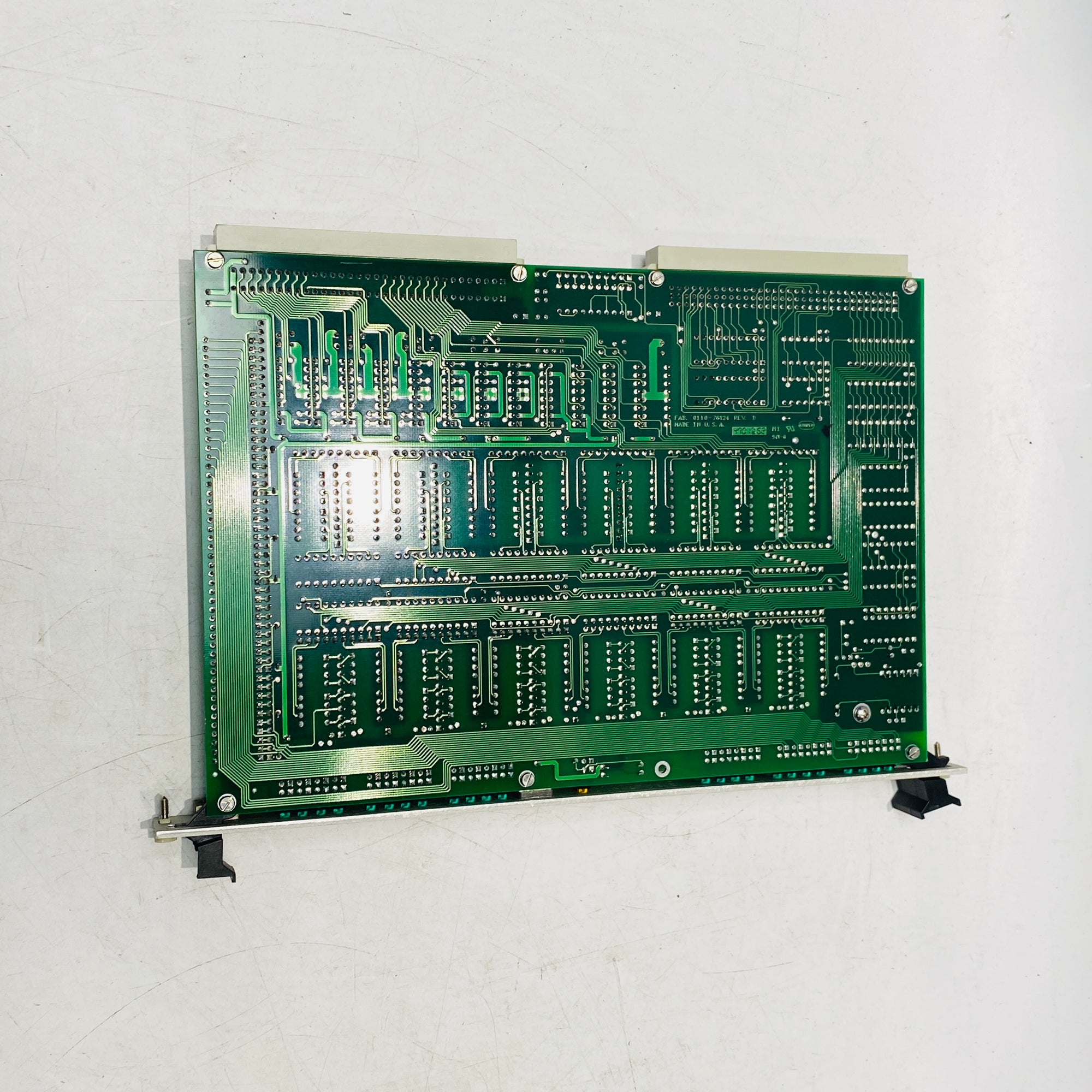 ATAM Applied Materials  0100-76124 DI/O Output Board