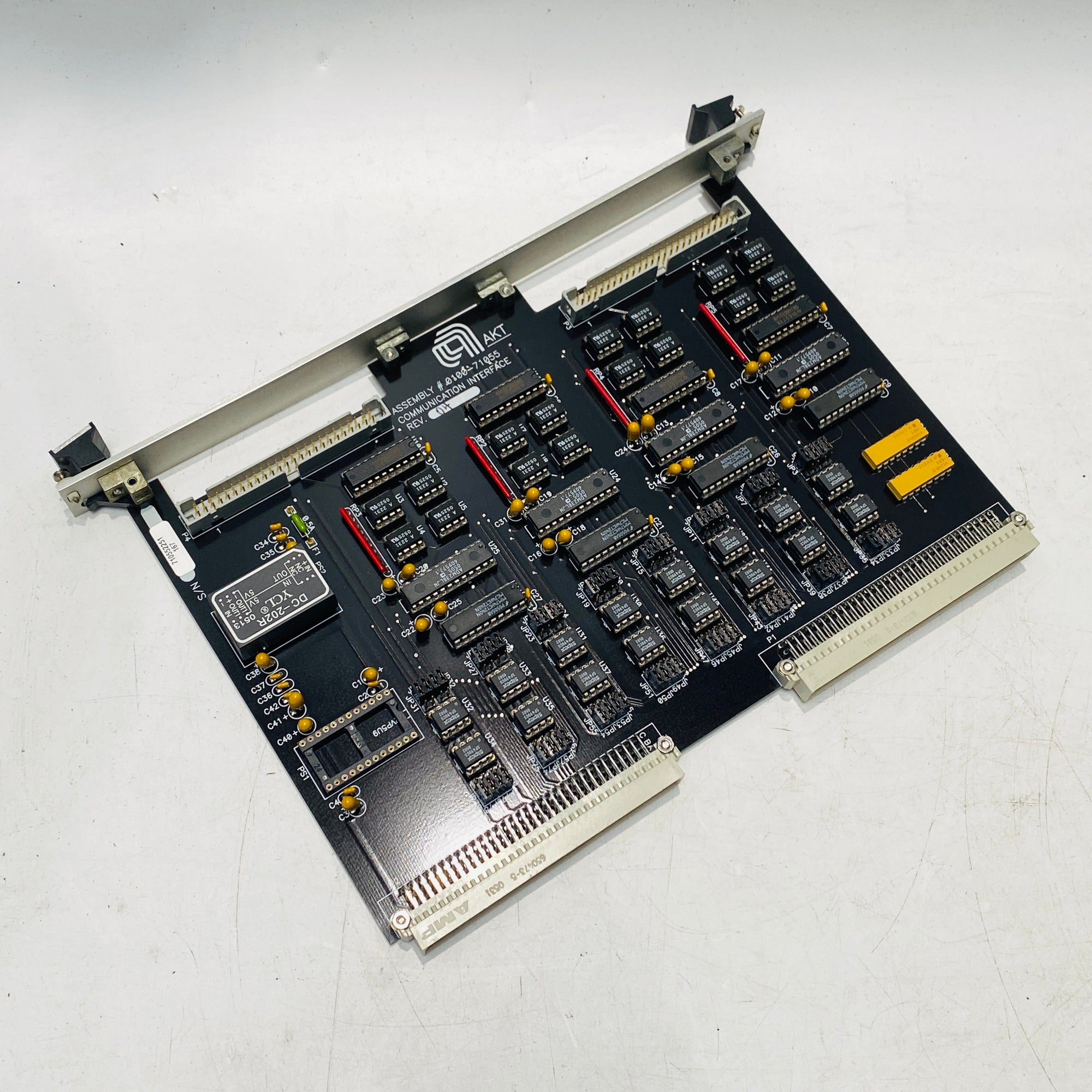 AKT 0100-71055 板