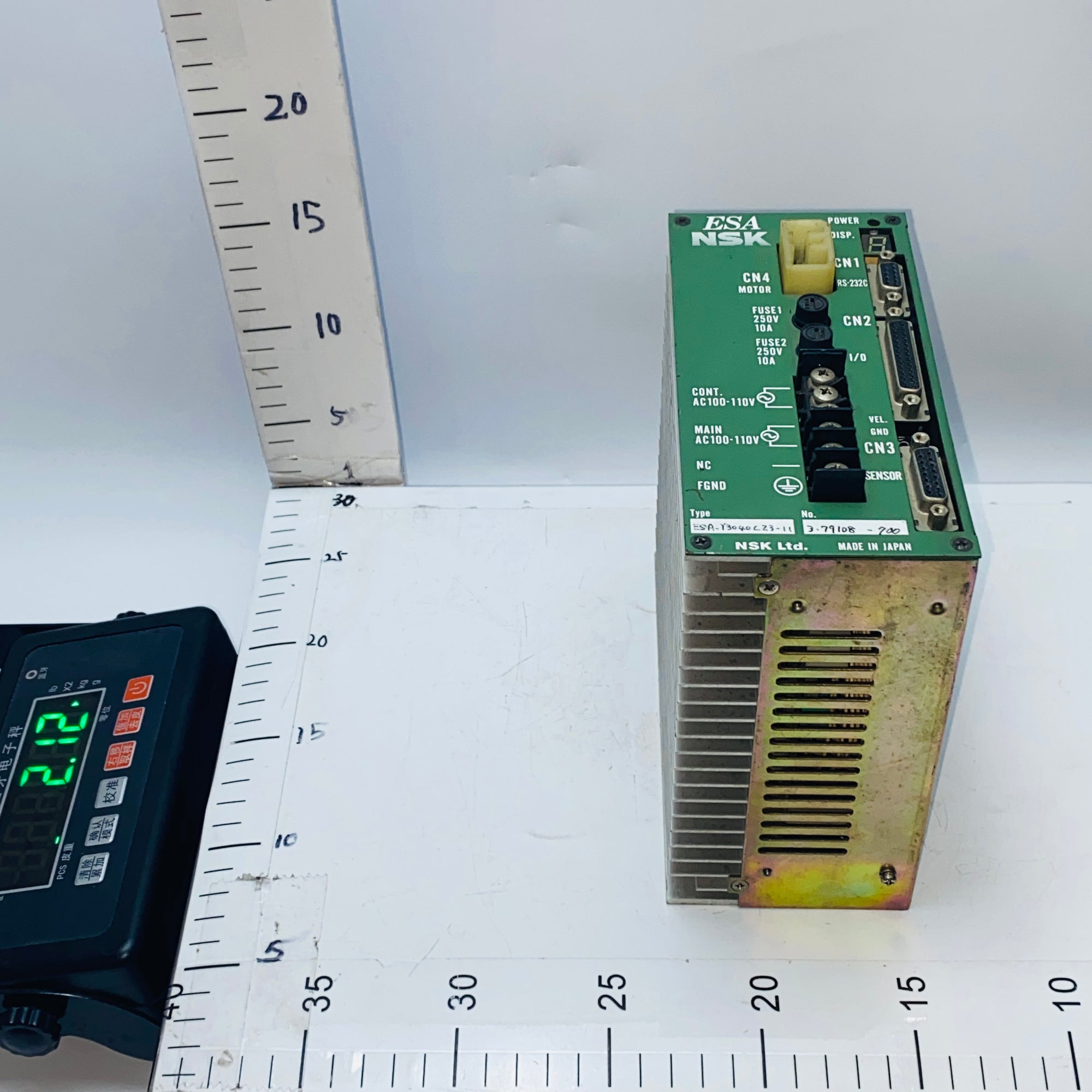NSK ESA-Y3040C23-11 Servo Drive 3-6X001-700