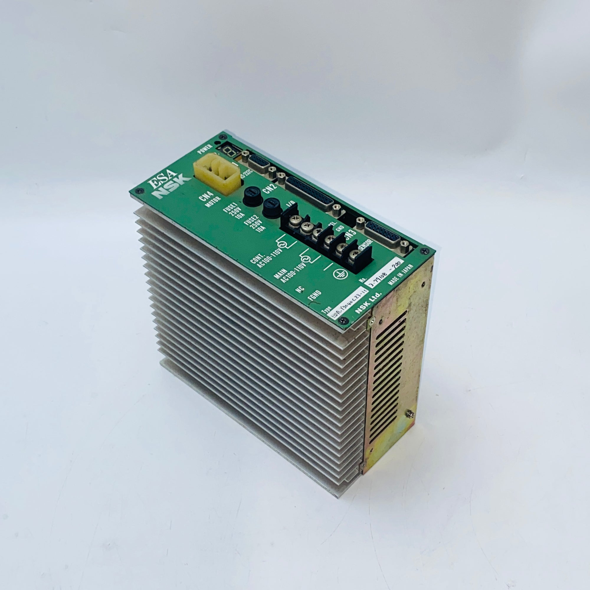 NSK ESA-Y3040C23-11 Servo Drive 3-6X001-700