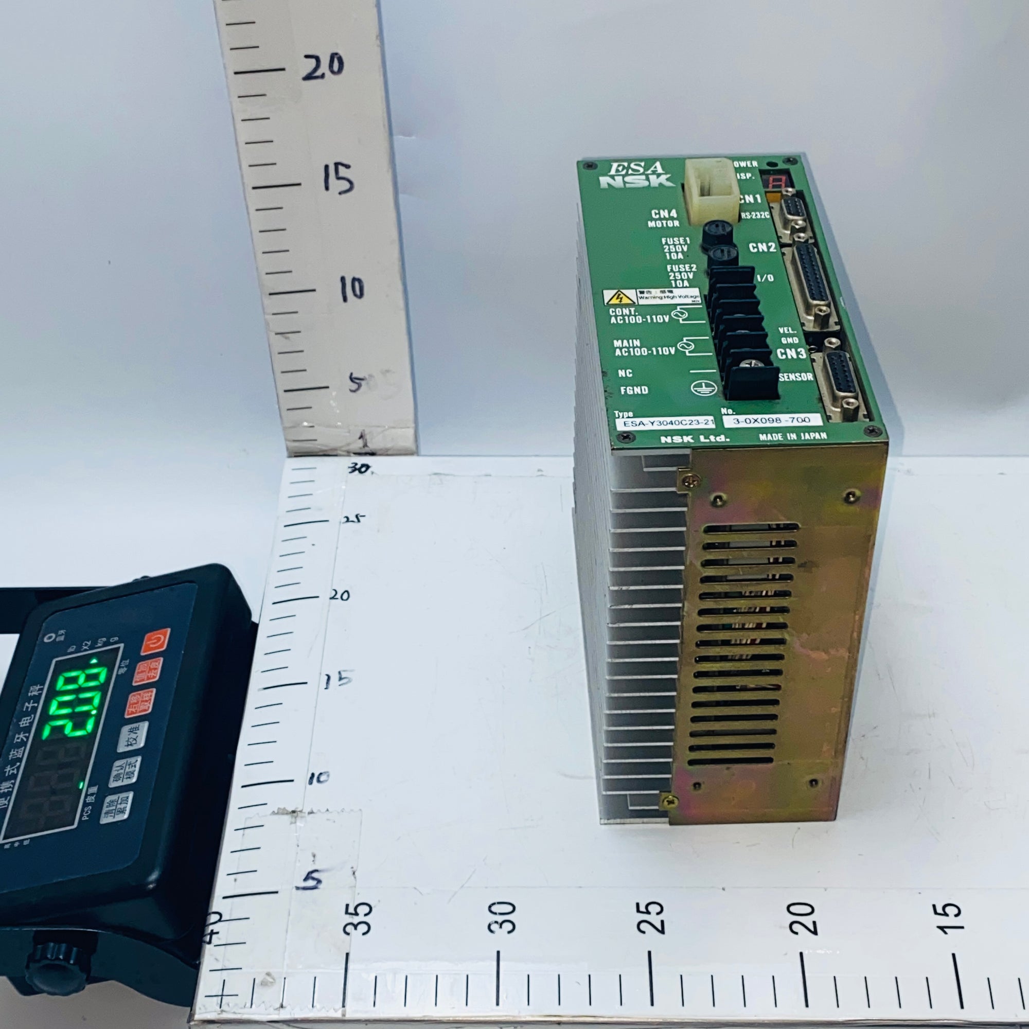 NSK ESA-Y3040C23-21 Servo Drive Series 3-06084-700