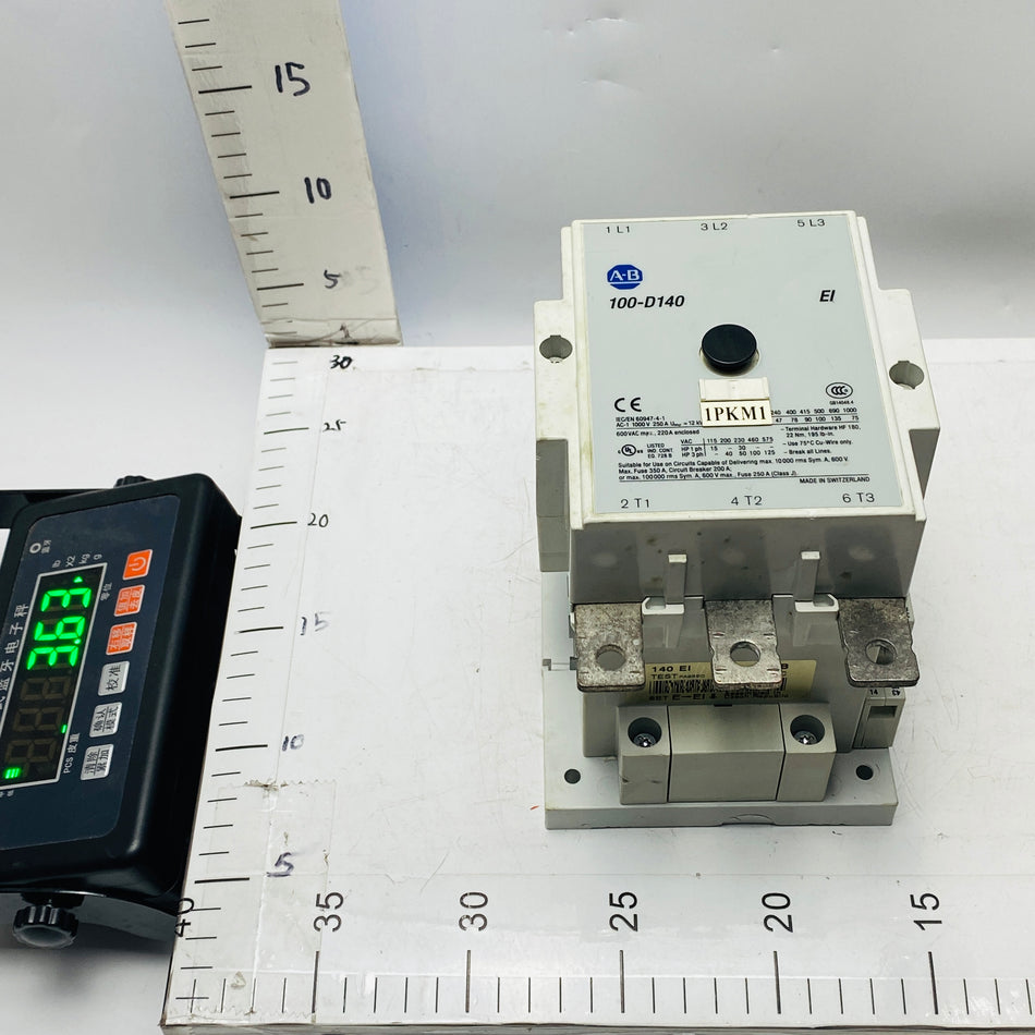 Allen Bradley Contactor 100-D140 220V EI