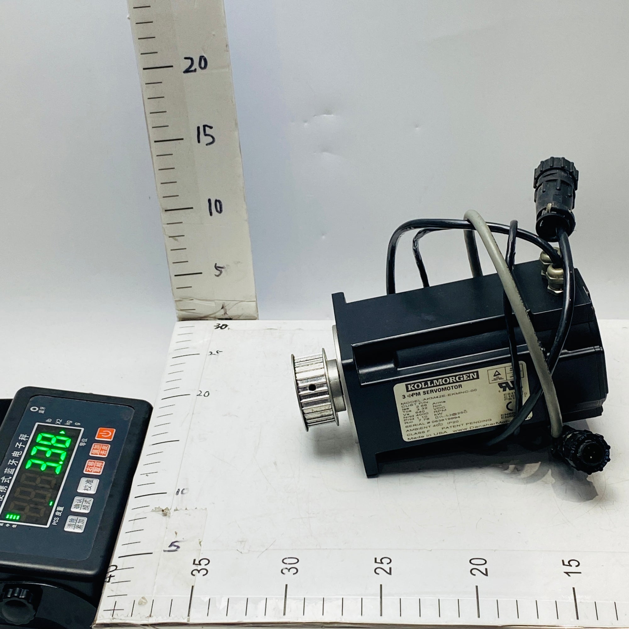 科爾摩根 AKM42E-EKMNC-00 伺服電機